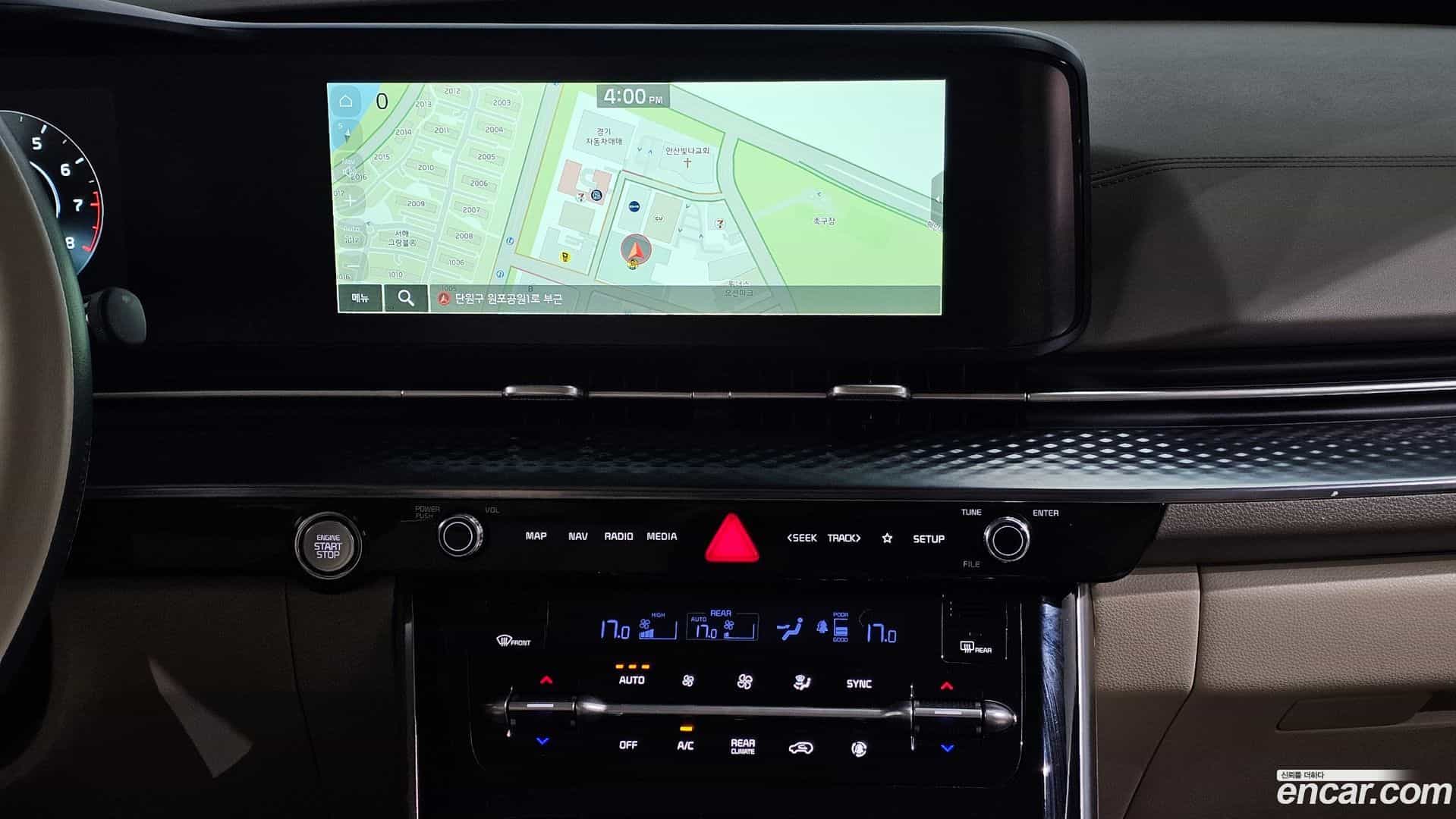 Canival Kia 2023.8-OPTION-018