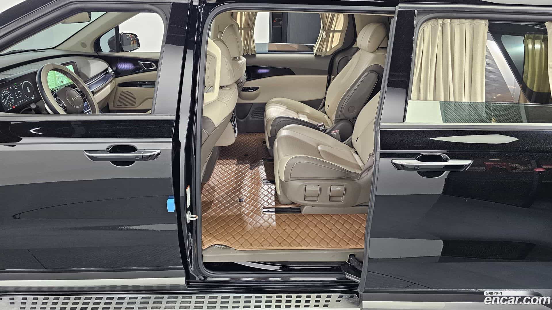 Canival Kia 2023.8-OPTION-040