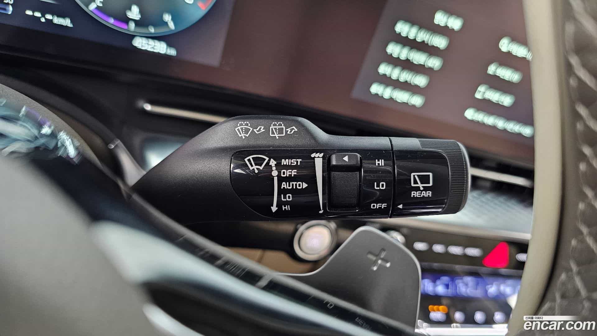 Canival Kia 2023.8-OPTION-053