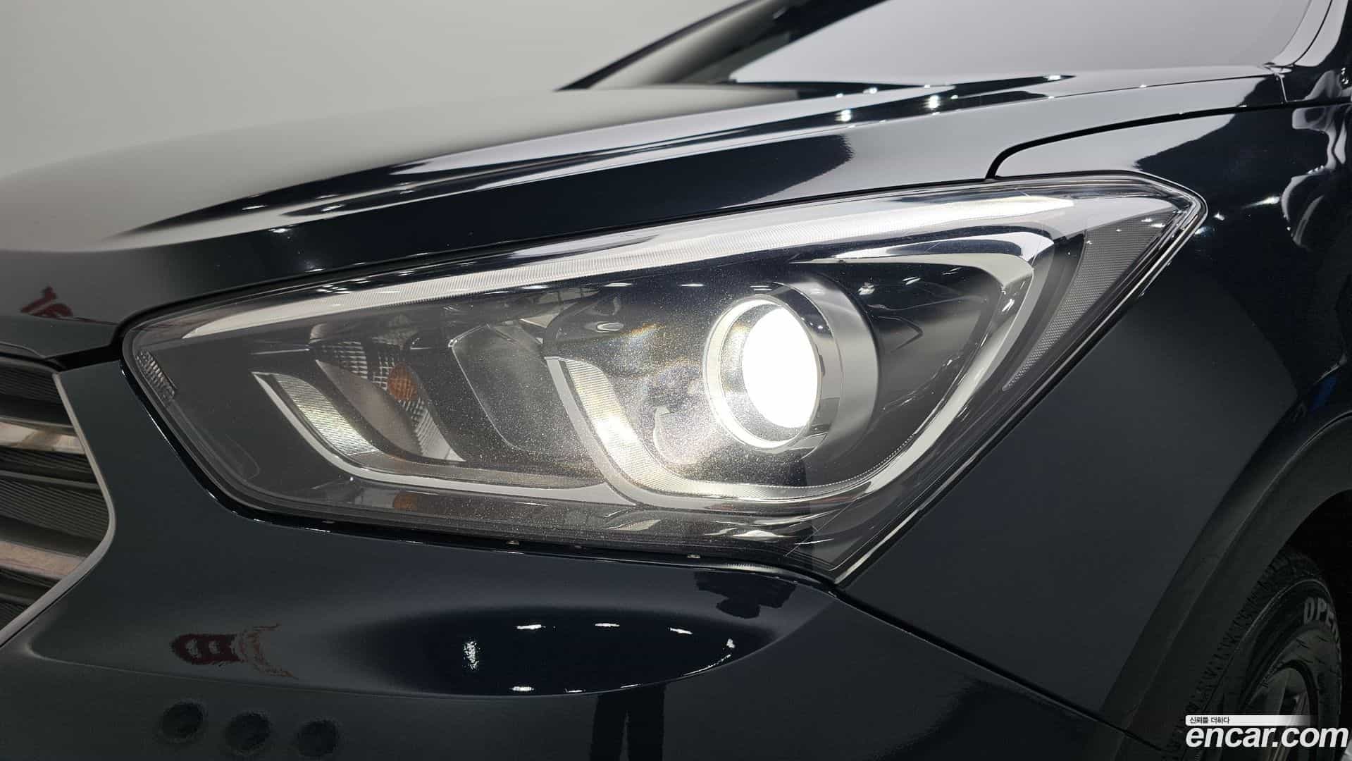 Santafe Hyundai 2016.4-OUTER-032