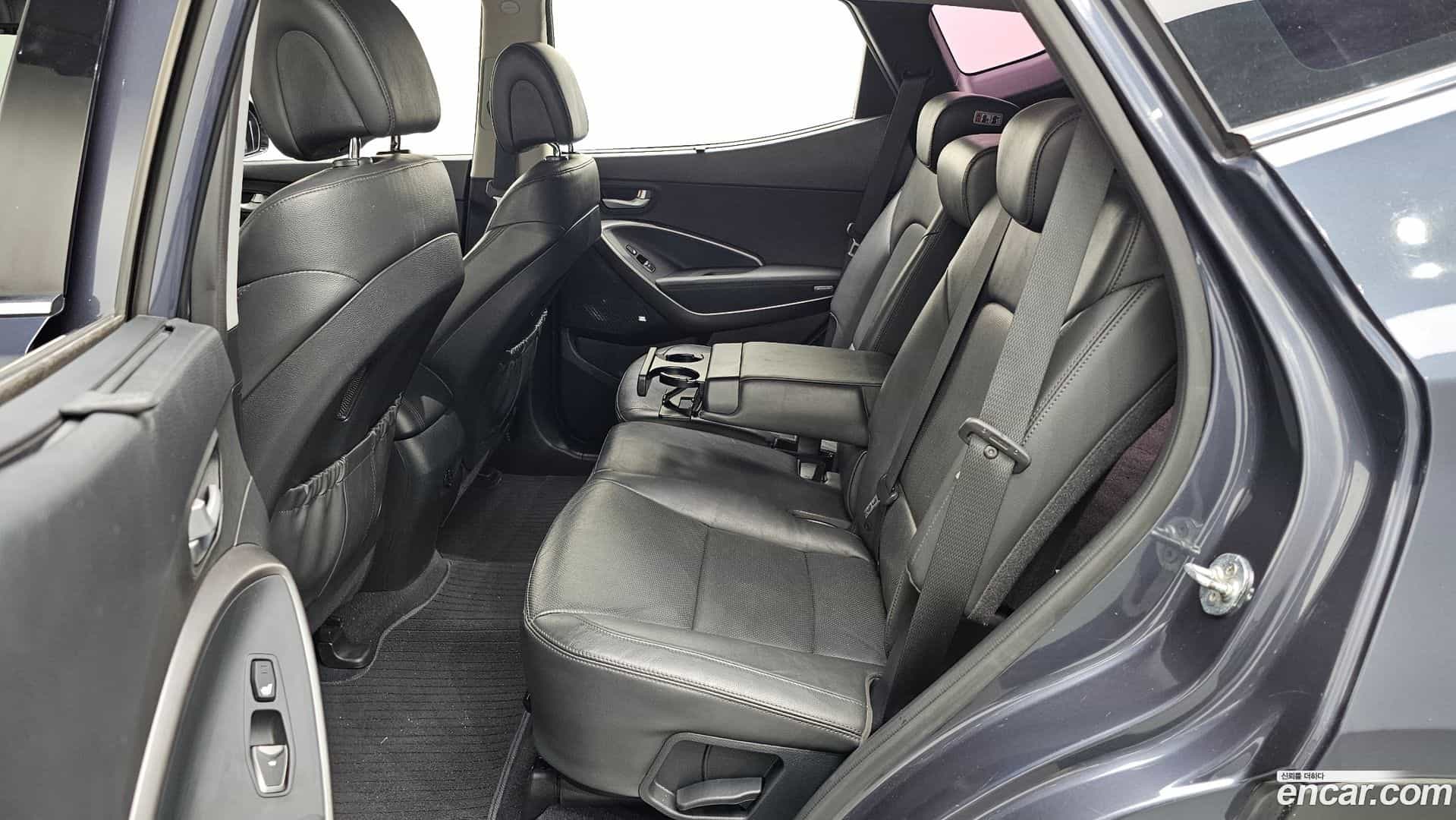 Santafe Hyundai 2016.4-INNER-036