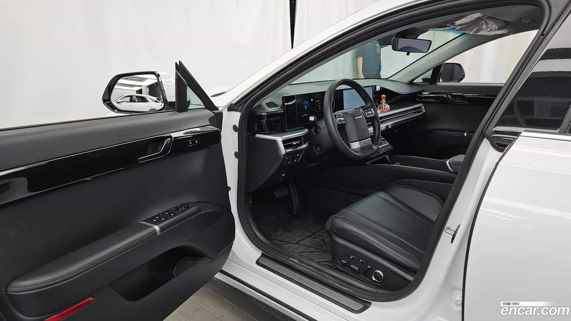 Grandeur Hyundai 2024.2-INNER-010