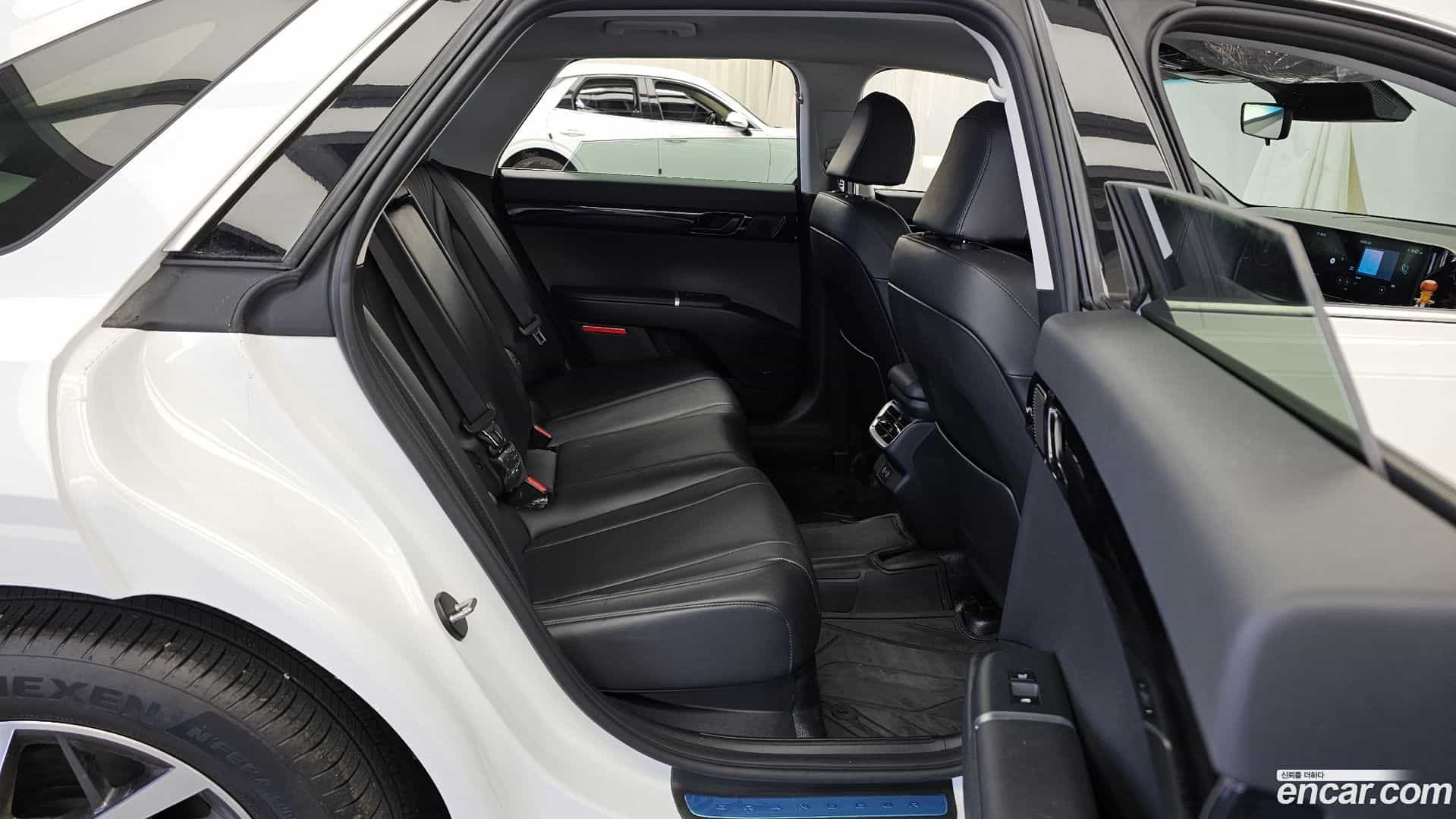 Grandeur Hyundai 2024.2-OPTION-016
