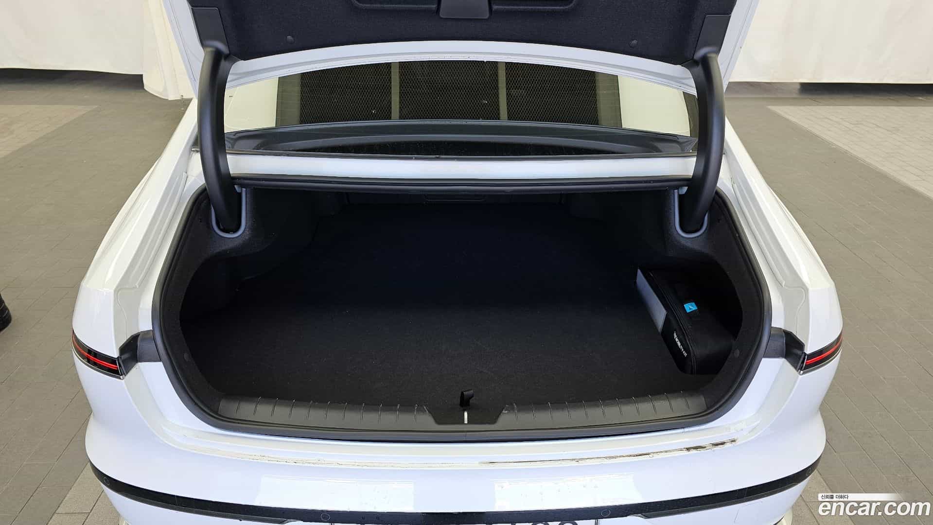 Grandeur Hyundai 2024.2-OPTION-024