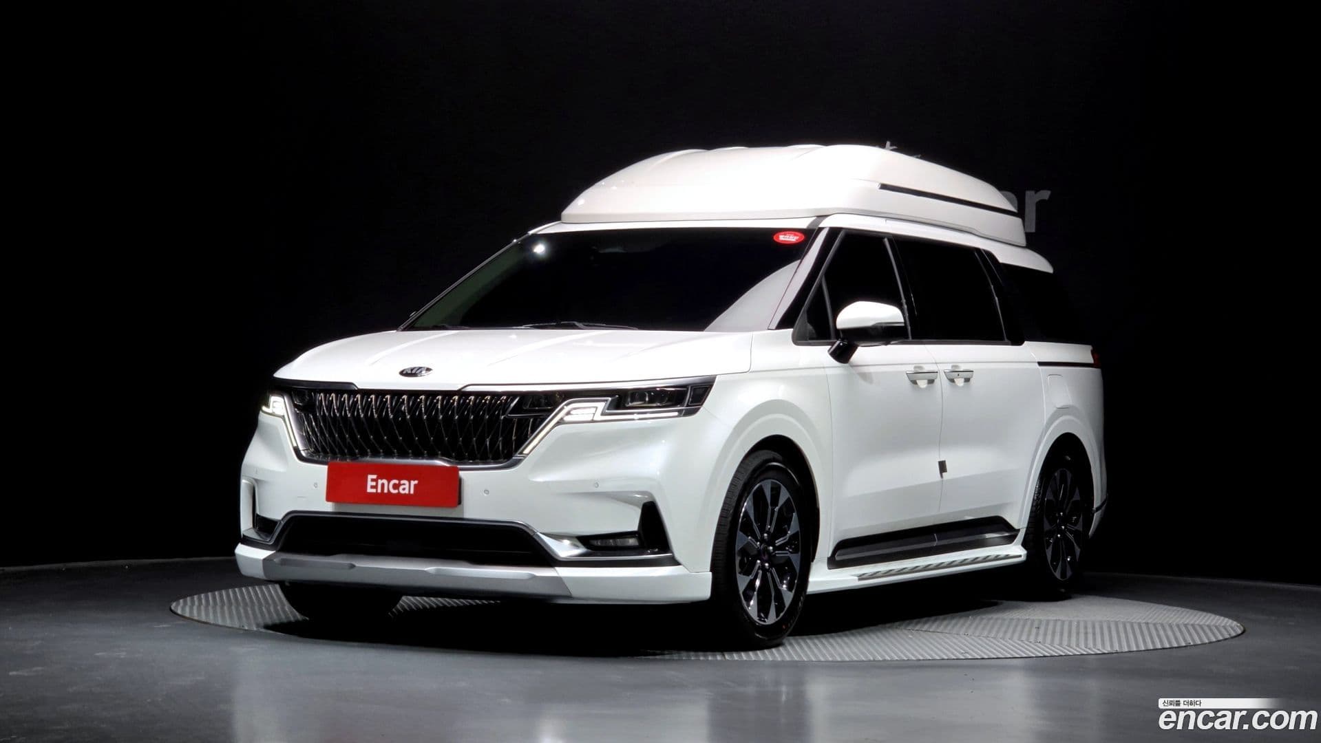 Main__Slider__Photo:Canival Kia 2021.4-0