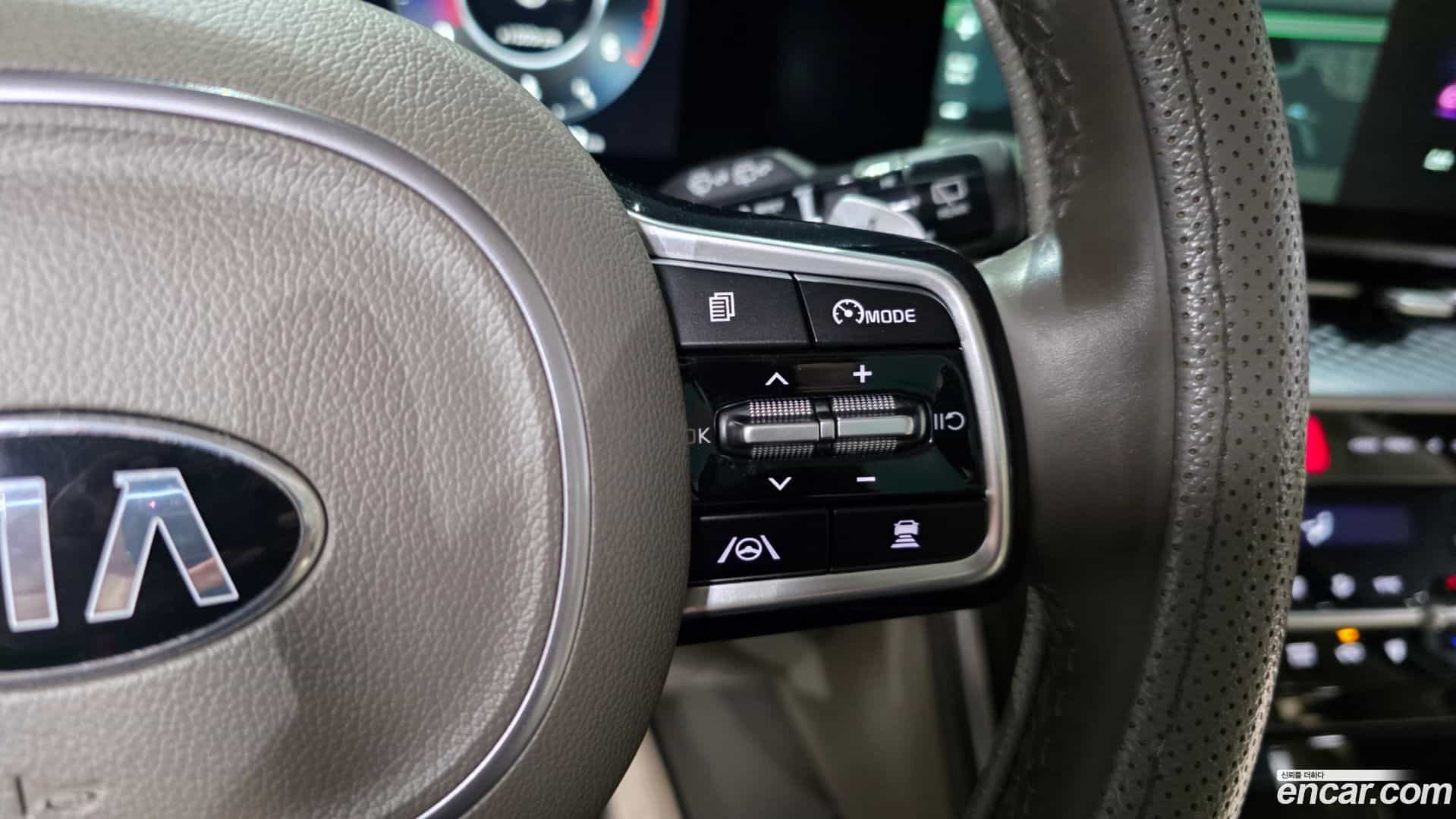 Canival Kia 2021.4-OPTION-047