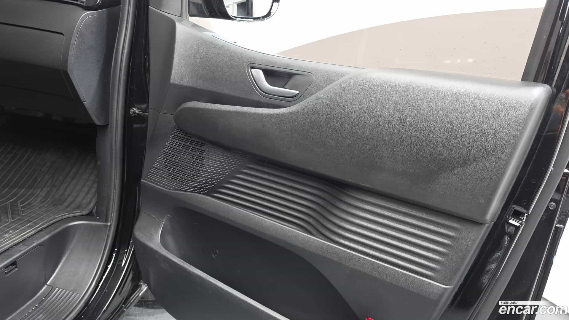 Staria Hyundai 2022.4-INNER-035