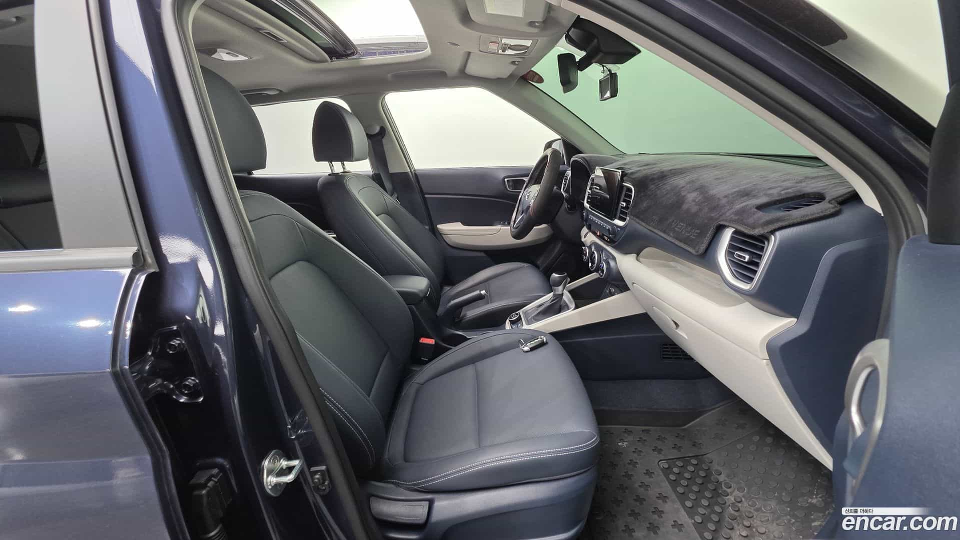 Venue Hyundai 2022.0-INNER-010
