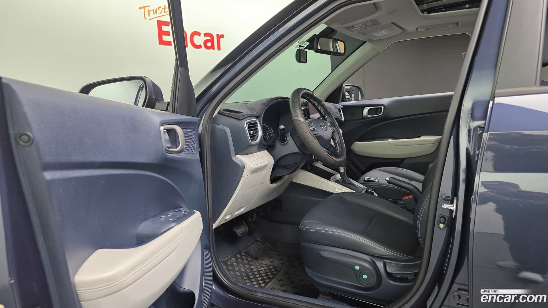 Venue Hyundai 2022.0-OPTION-015