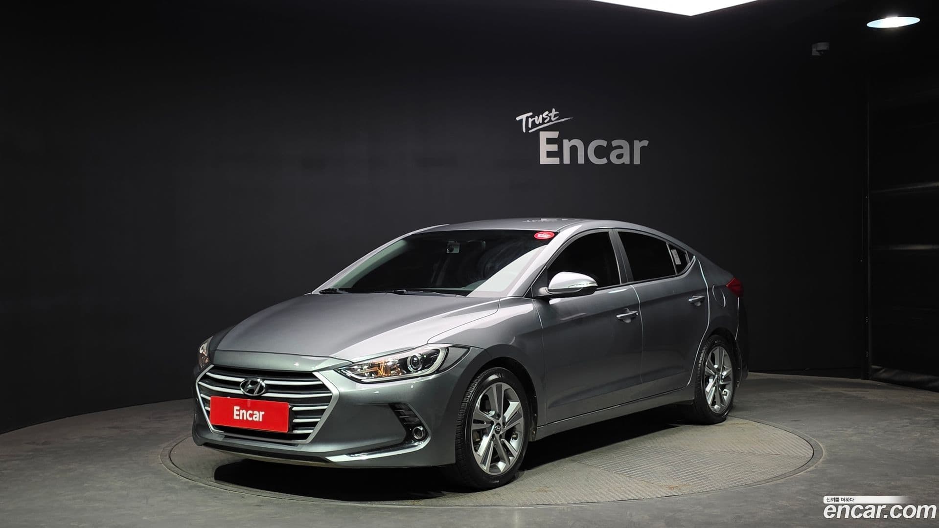 Main__Slider__Photo:AVANTE Hyundai 2017.3-0