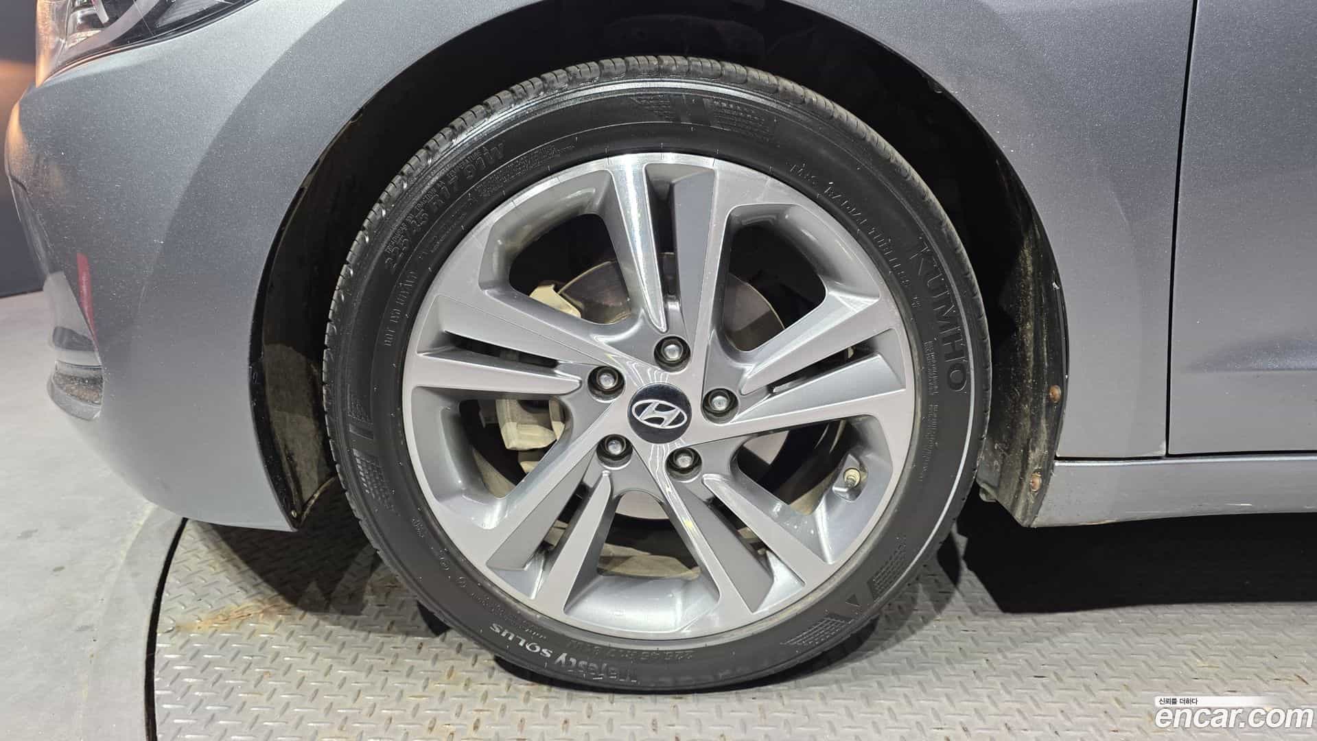 AVANTE Hyundai 2017.3-OUTER-005