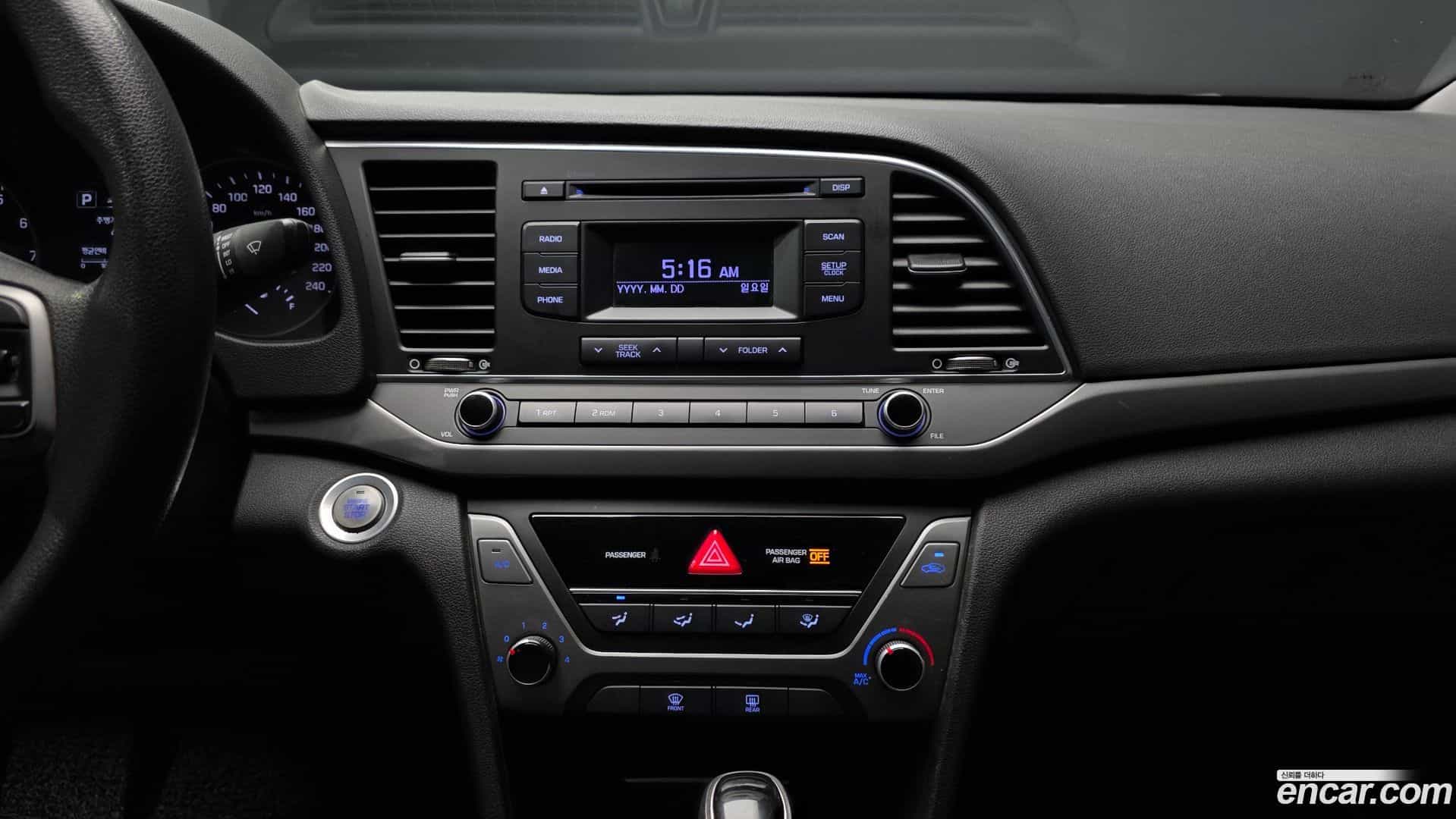 AVANTE Hyundai 2017.3-OPTION-018