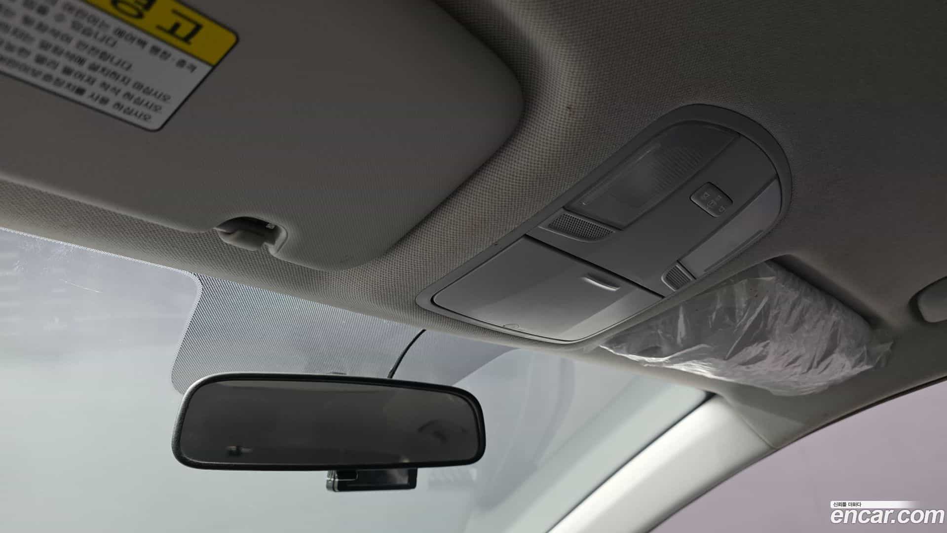 AVANTE Hyundai 2017.3-OPTION-021