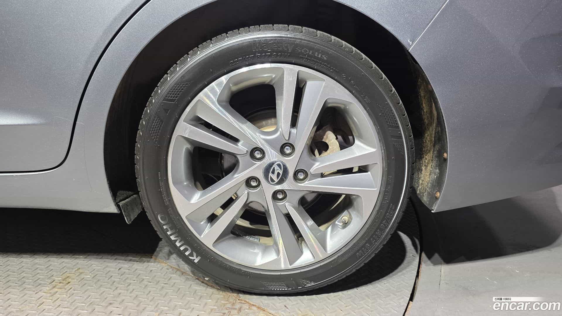 AVANTE Hyundai 2017.3-OUTER-031