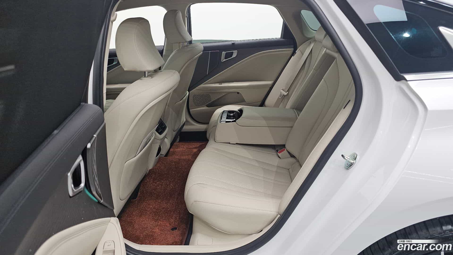 K8 Kia 2024.9-INNER-035