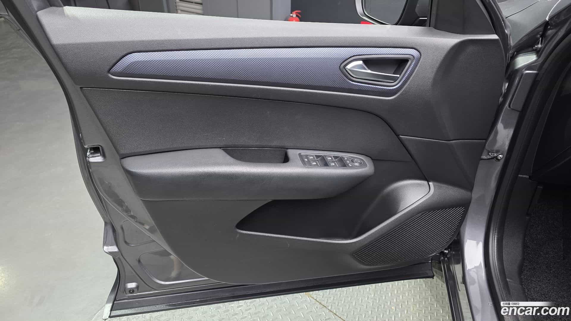 XM3 Renault Korea 2020.4-INNER-034
