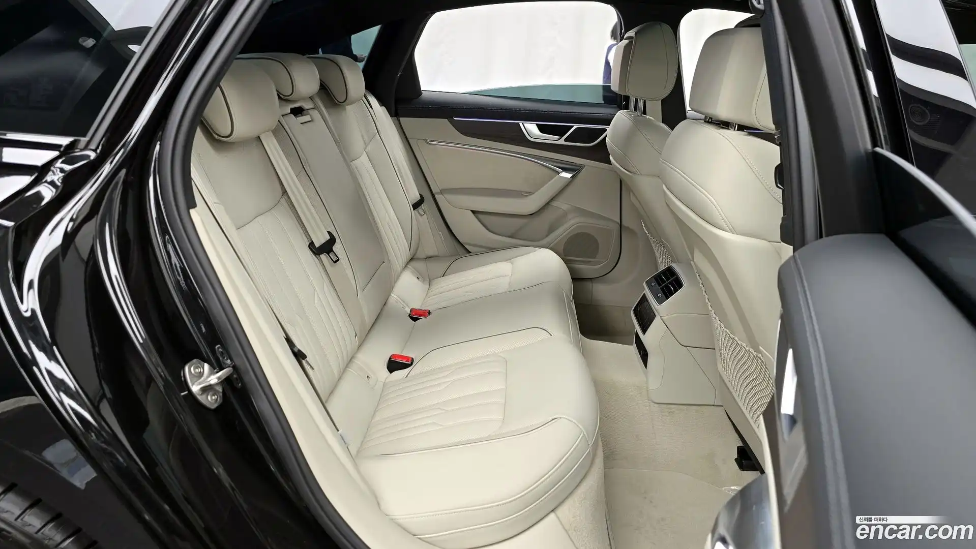 A6 Audi 2025.3-OPTION-015