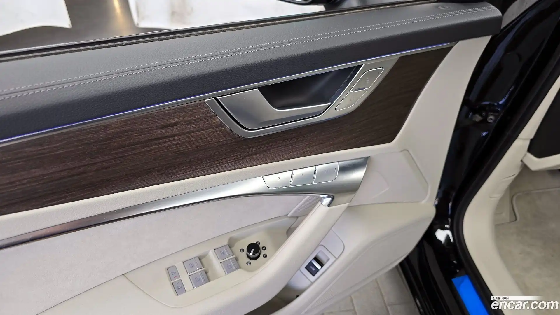 A6 Audi 2025.3-OPTION-042
