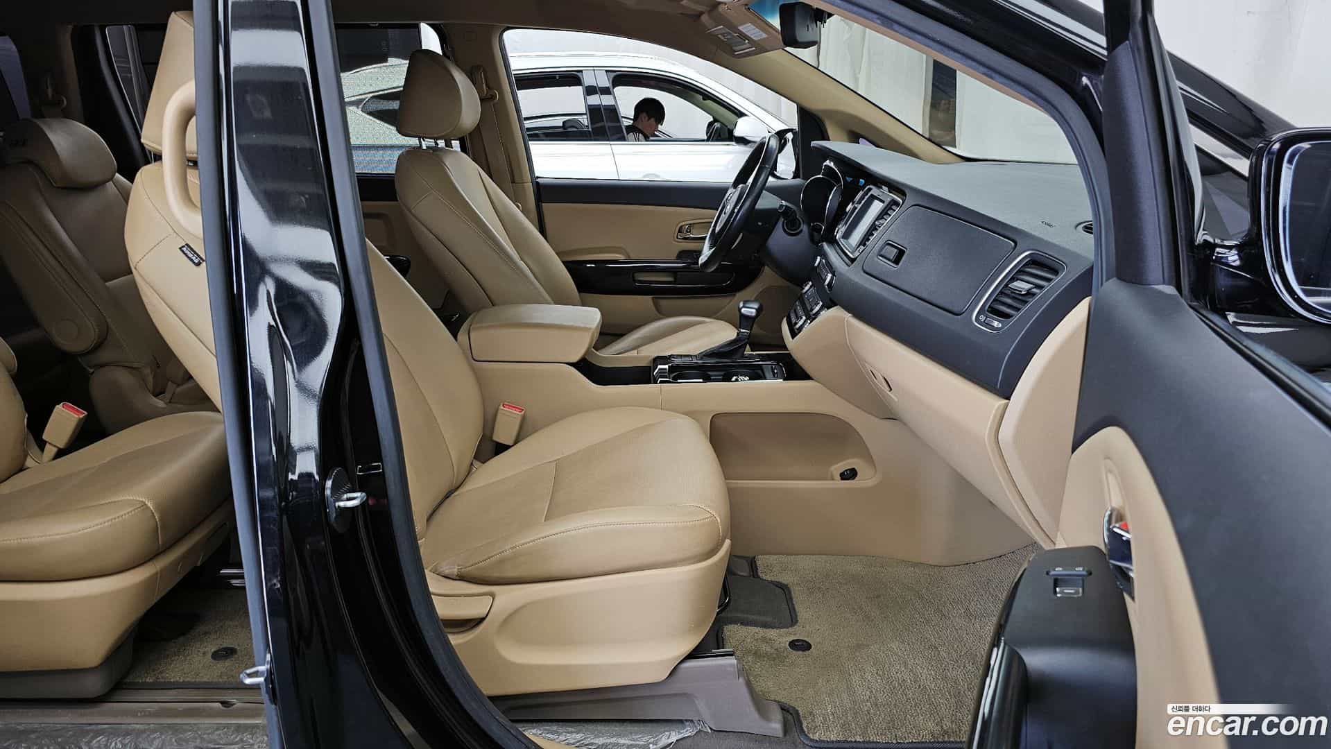 Canival Kia 2016.9-OPTION-015