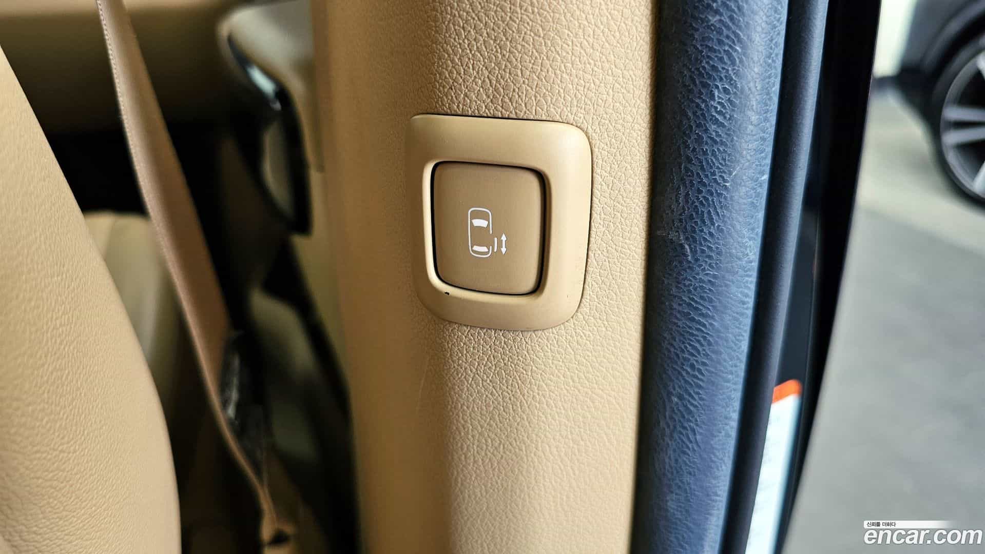 Canival Kia 2016.9-OPTION-040