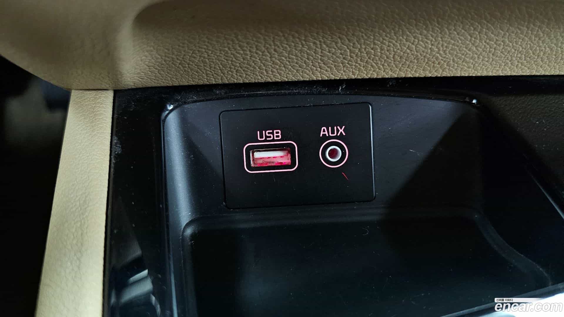 Canival Kia 2016.9-OPTION-045