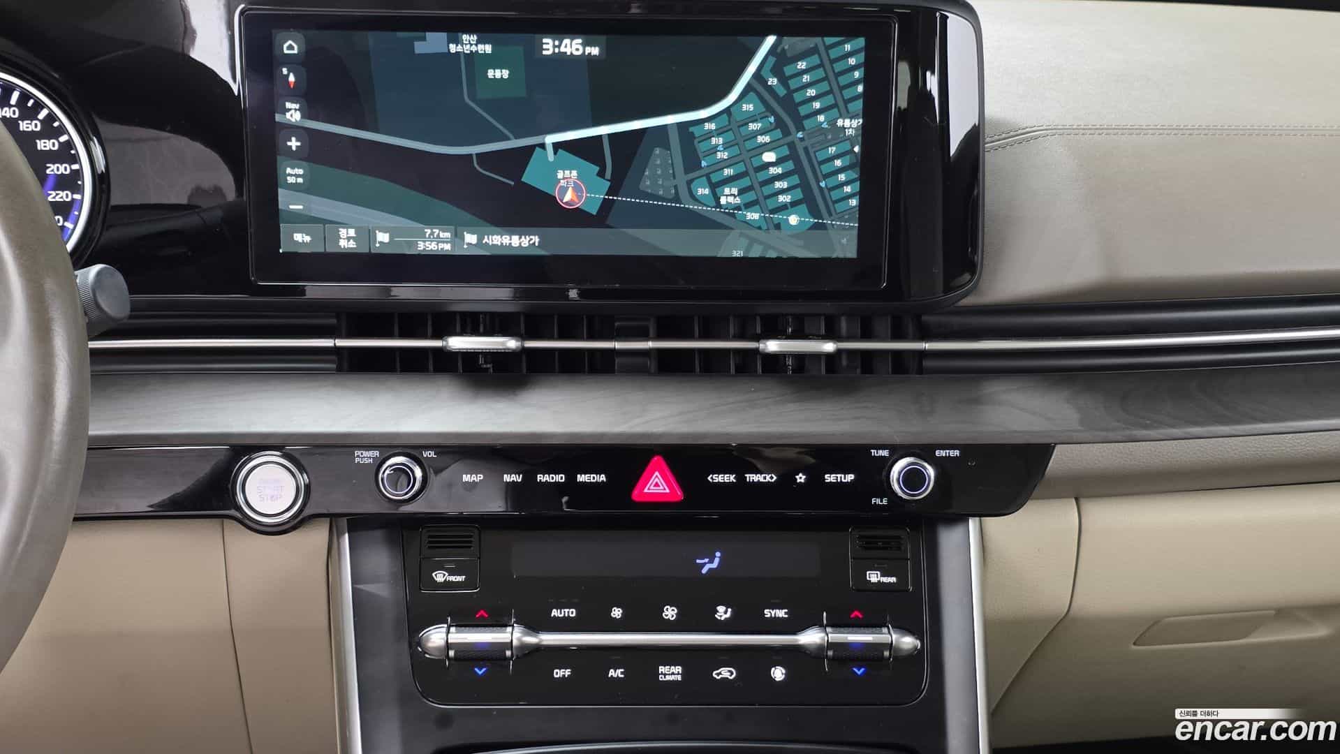 Canival Kia 2021.3-OPTION-042