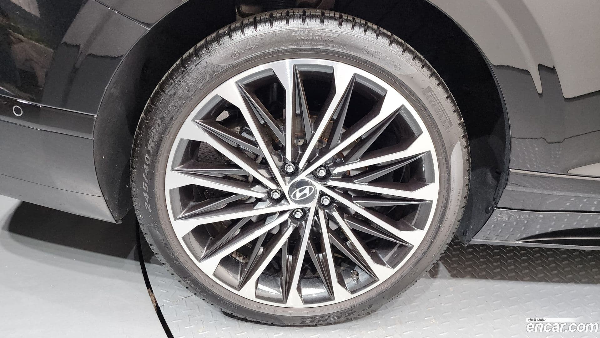 Main__Slider__Photo:Grandeur Hyundai 2025.8-4