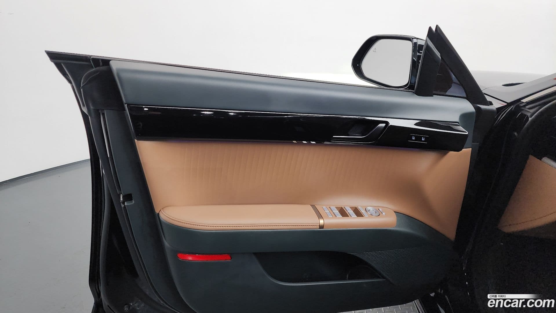 Main__Slider__Photo:Grandeur Hyundai 2025.8-23