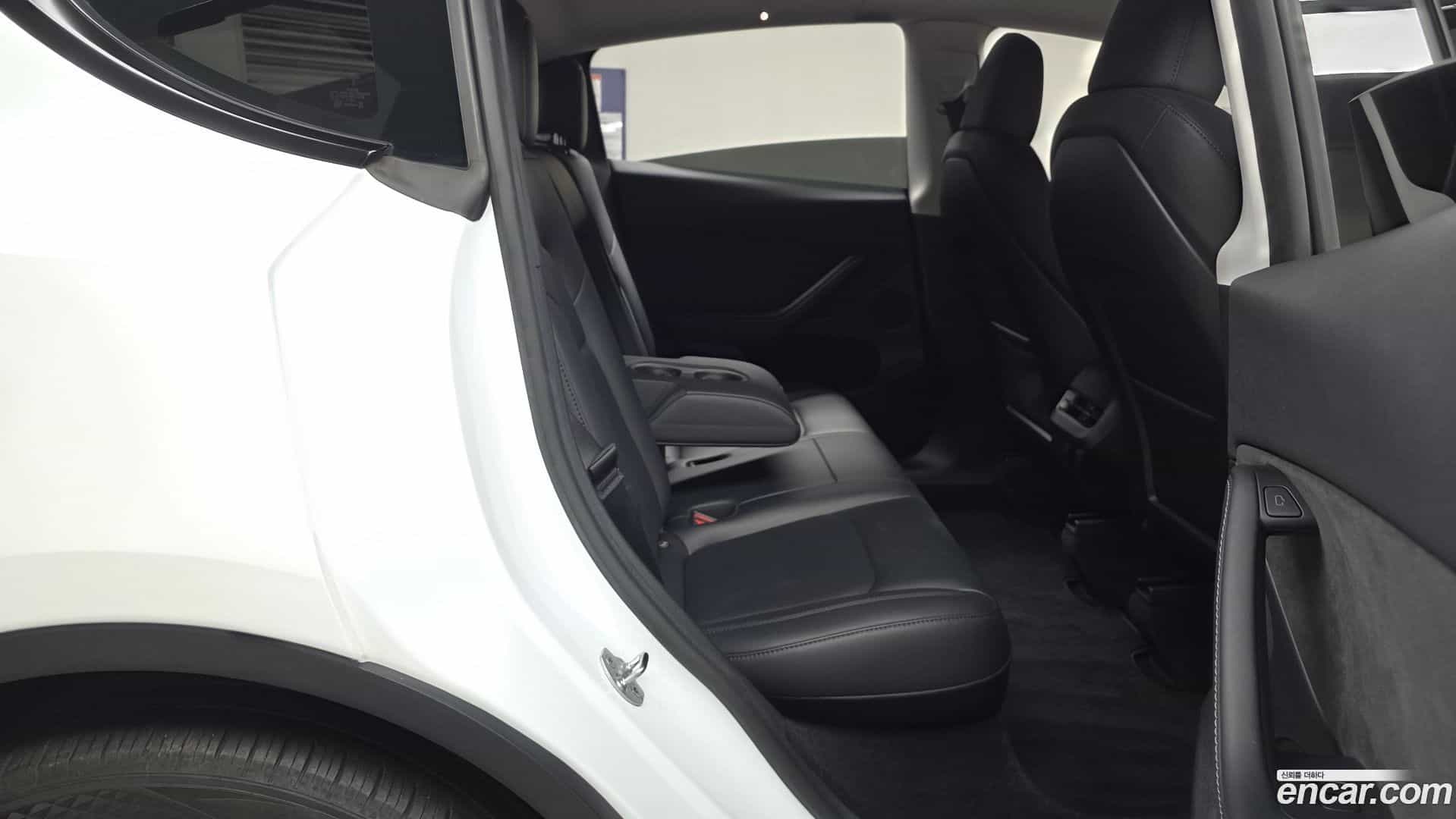 Model Y Tesla 2024.7-OPTION-015