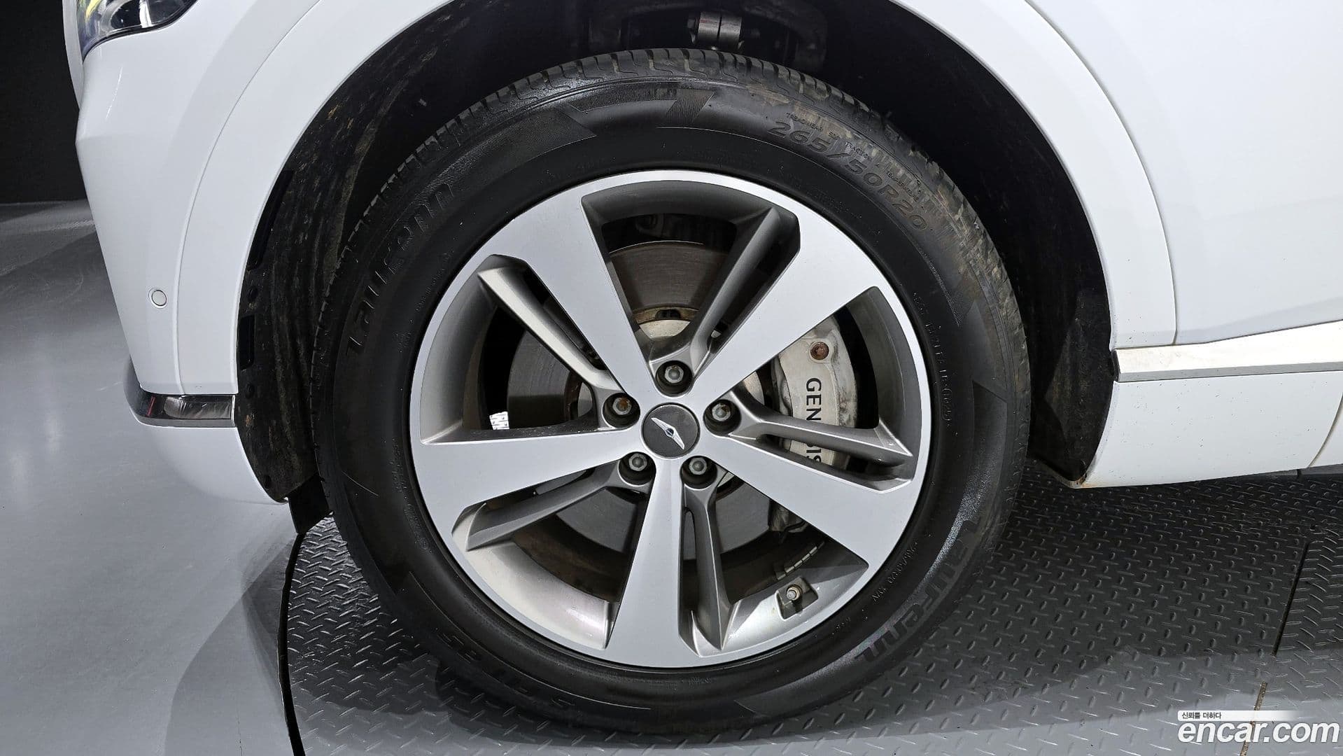 Main__Slider__Photo:GV80 Genesis 2023.3-4