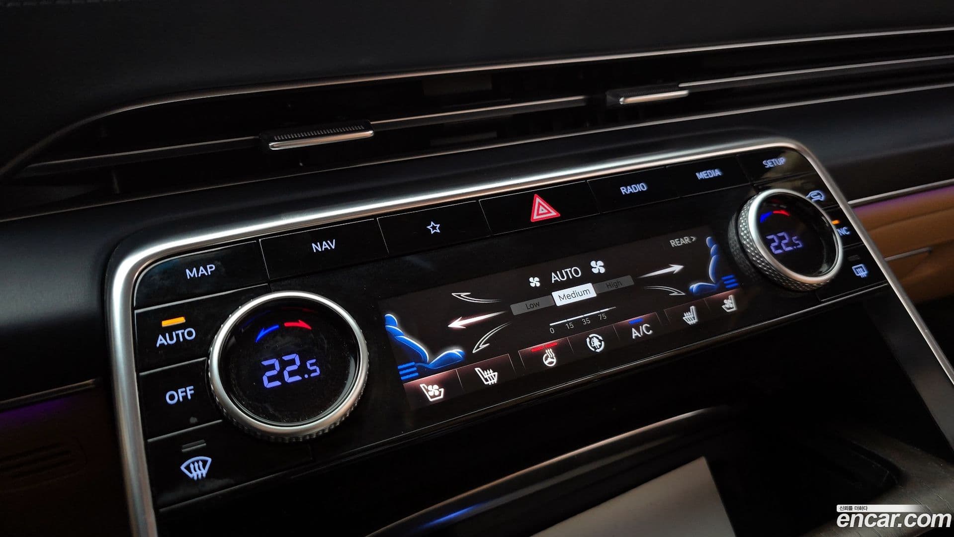Main__Slider__Photo:GV80 Genesis 2023.3-17
