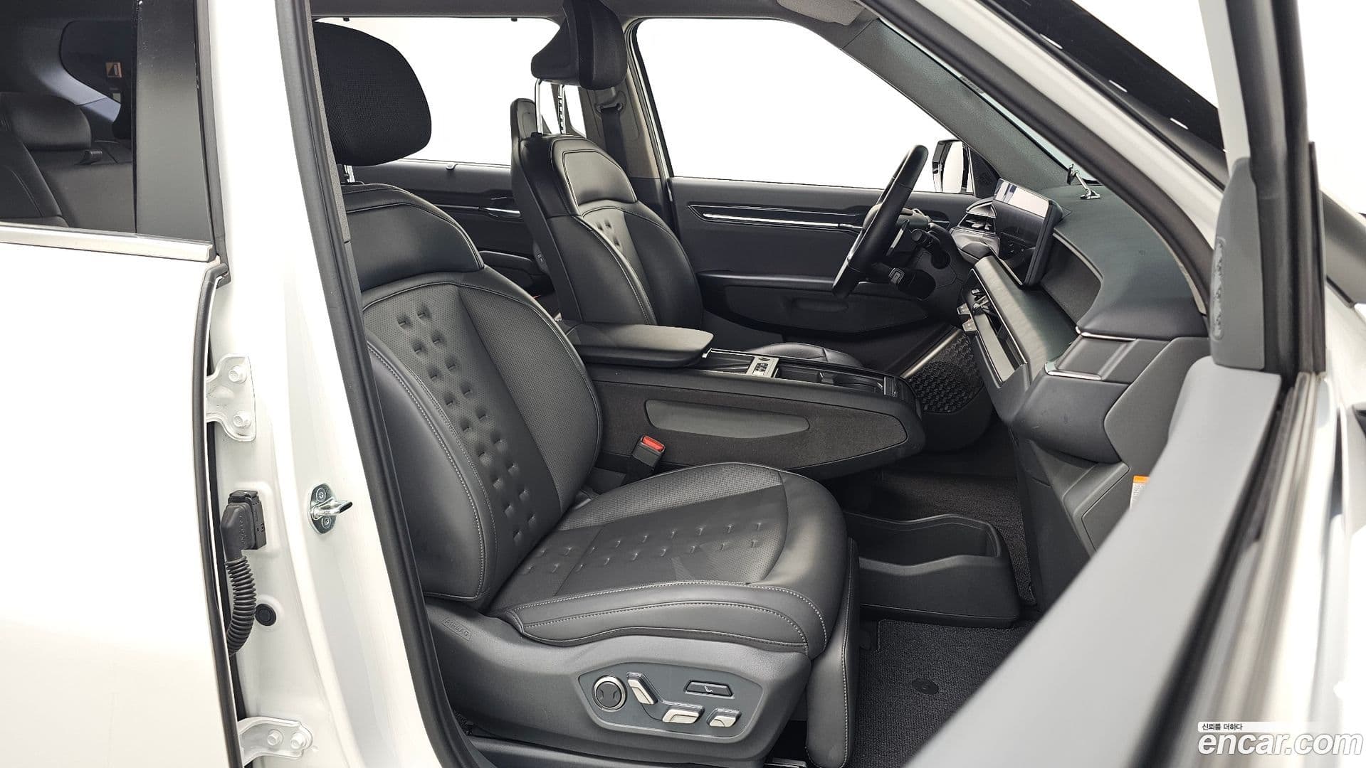 Main__Slider__Photo:EV9 Kia 2023.6-11