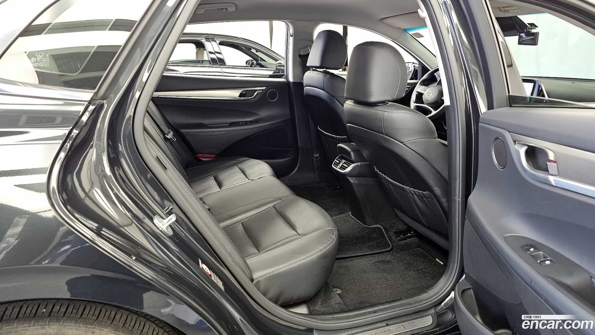 Grandeur Hyundai 2022.2-OPTION-016