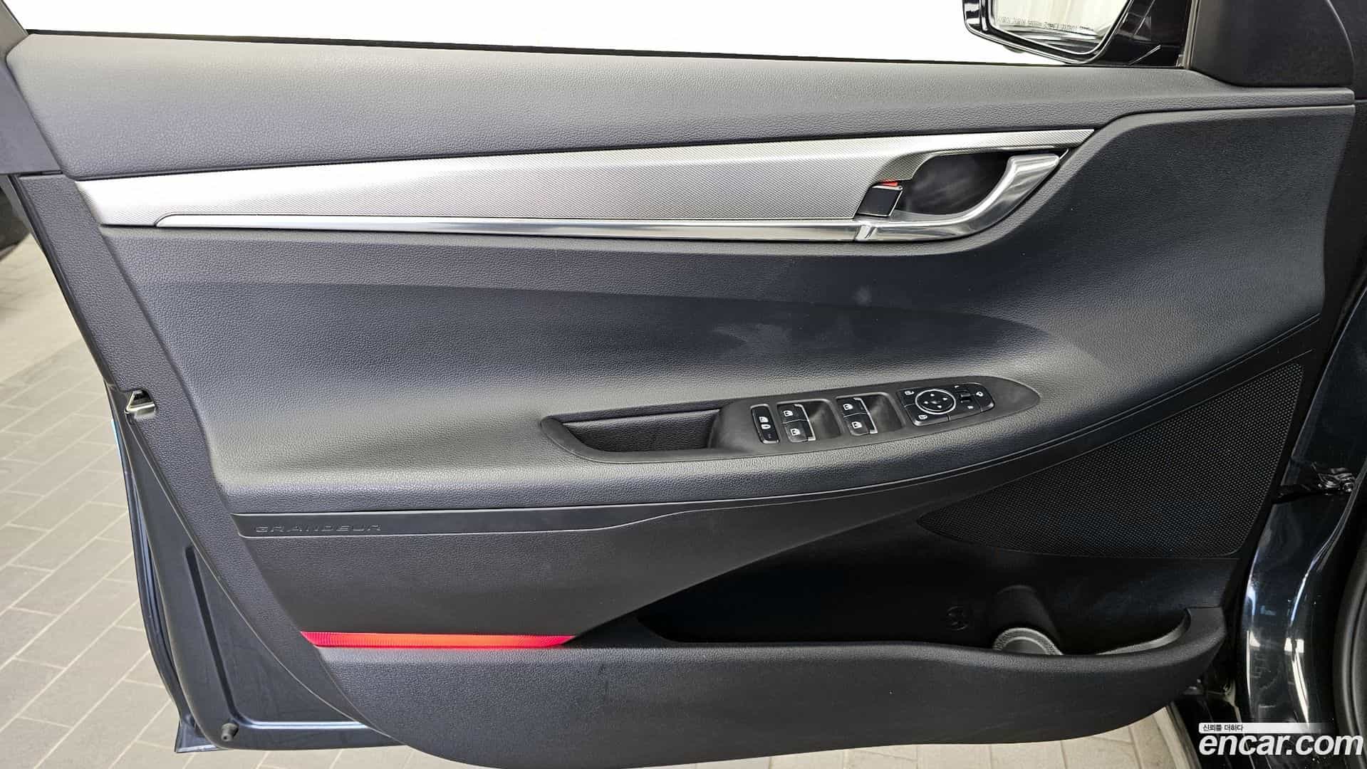 Grandeur Hyundai 2022.2-INNER-034