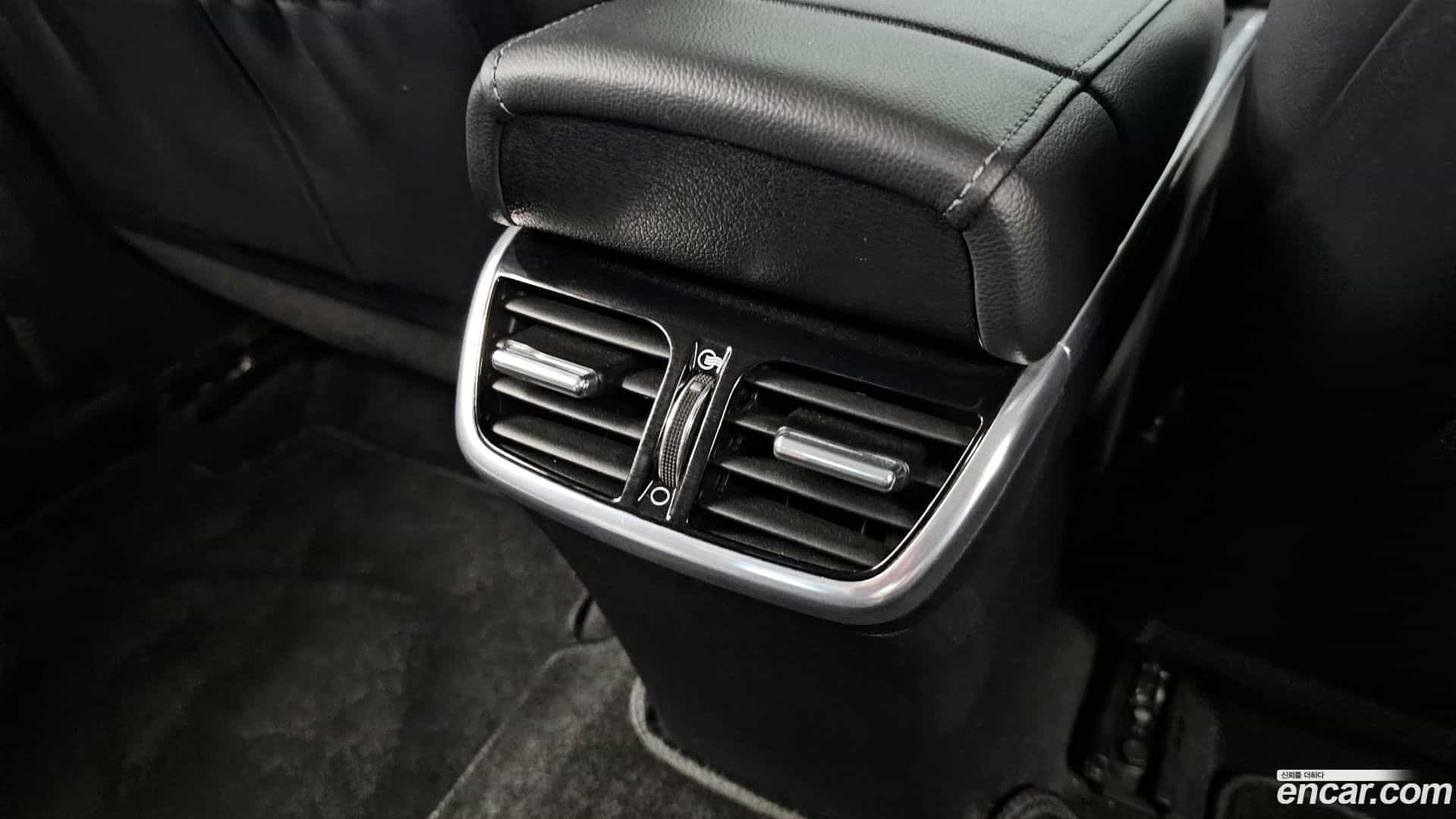 Grandeur Hyundai 2022.2-OPTION-045