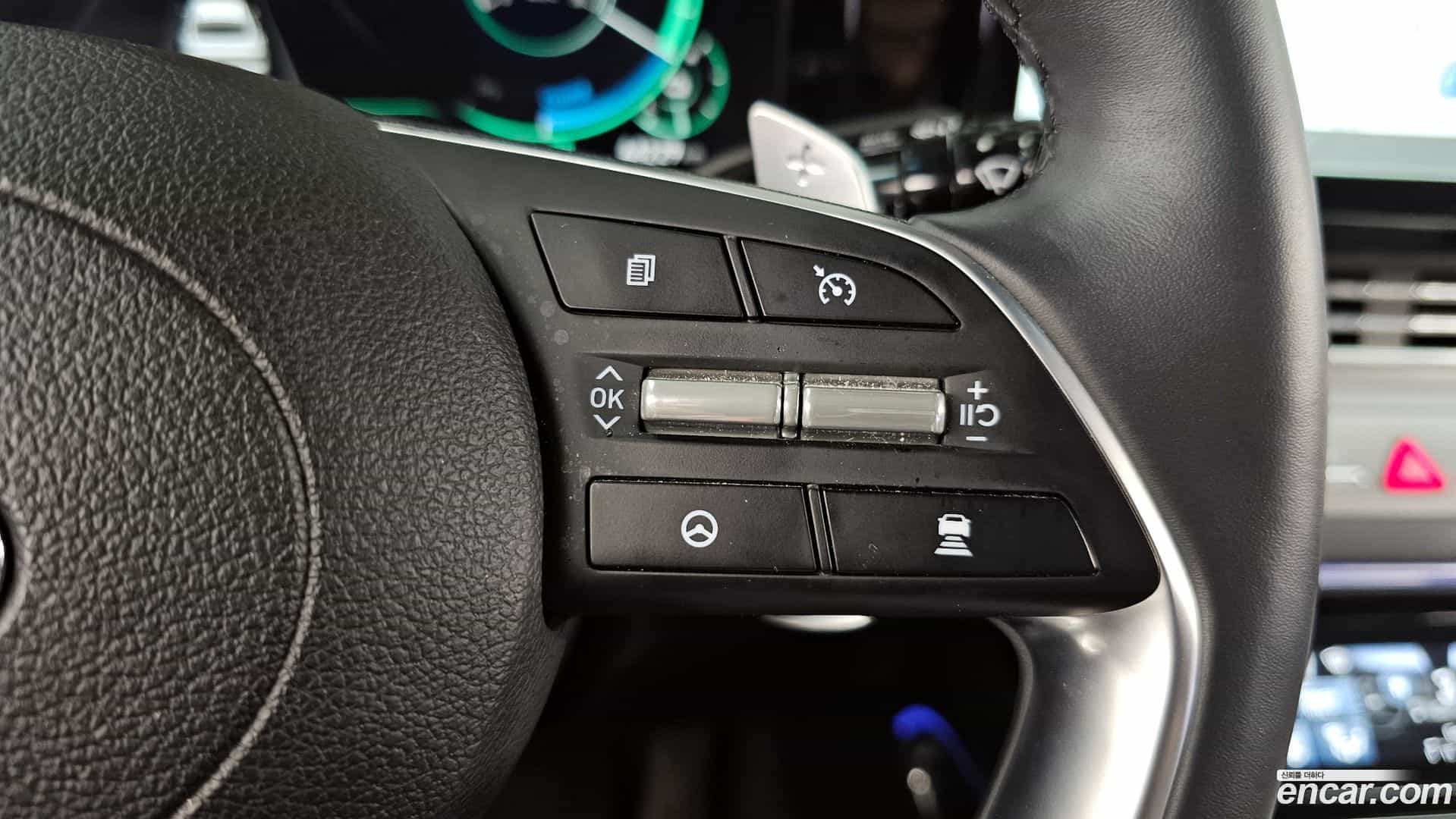 Grandeur Hyundai 2022.2-OPTION-047
