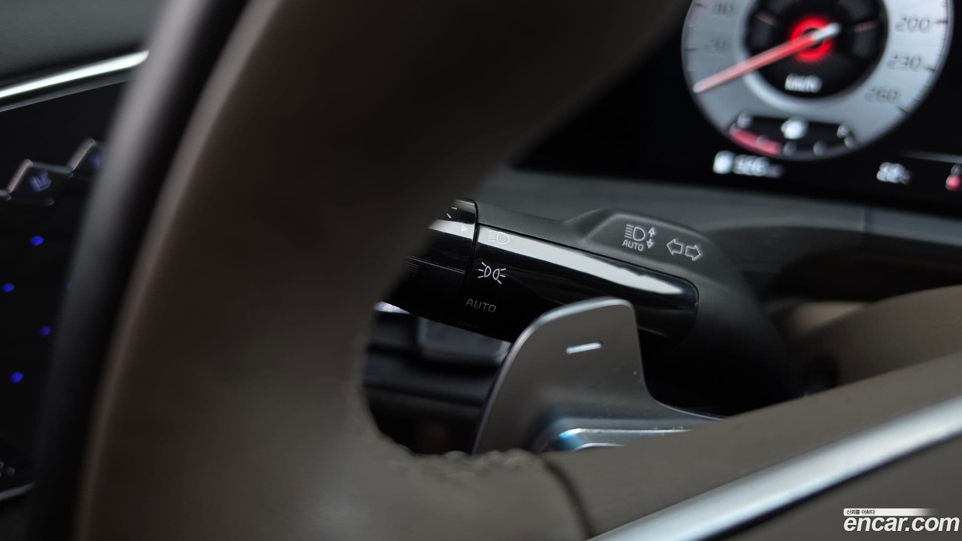Main__Slider__Photo:K8 Kia 2021.5-27