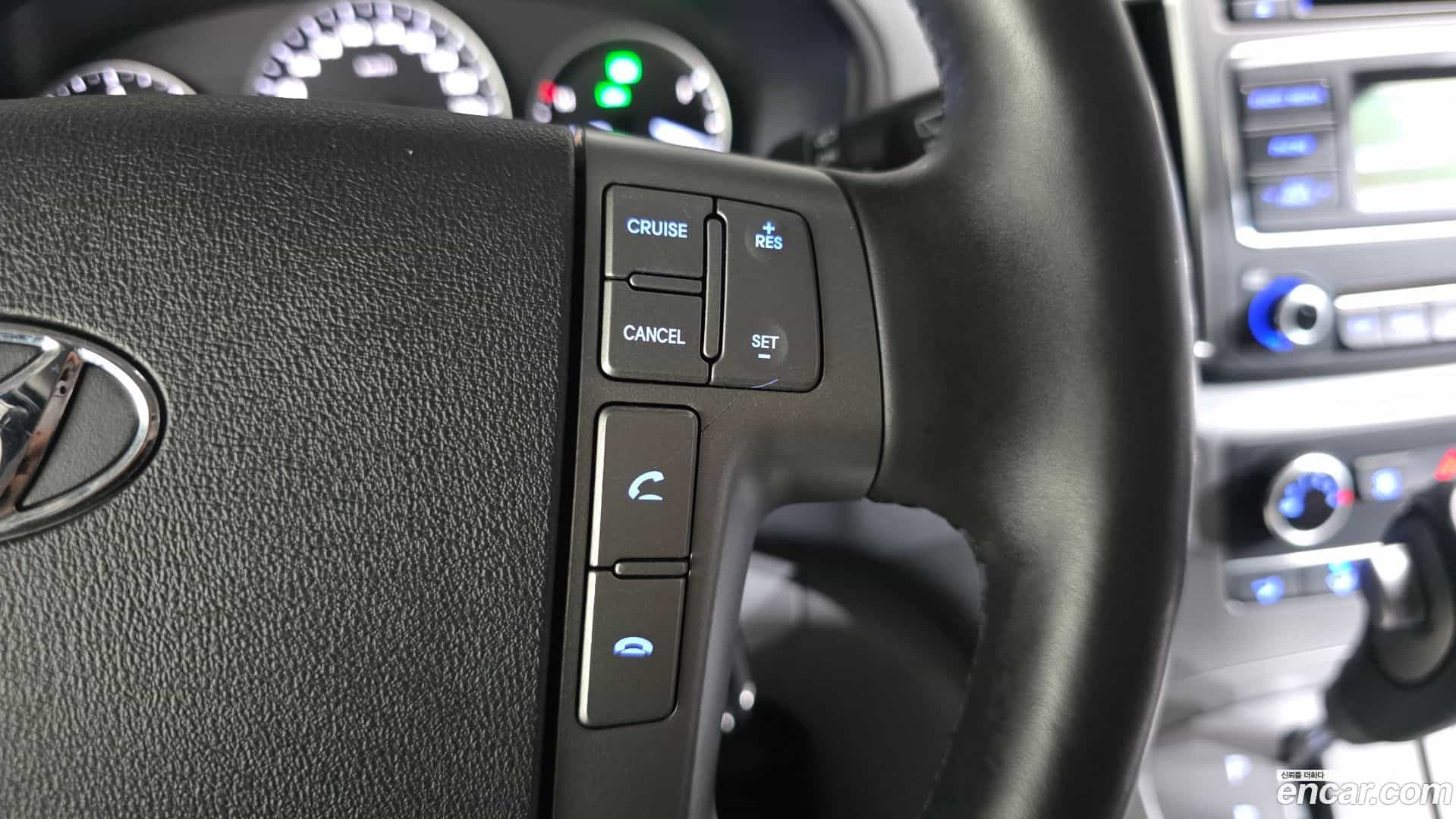 Starex Hyundai 2019.3-OPTION-024