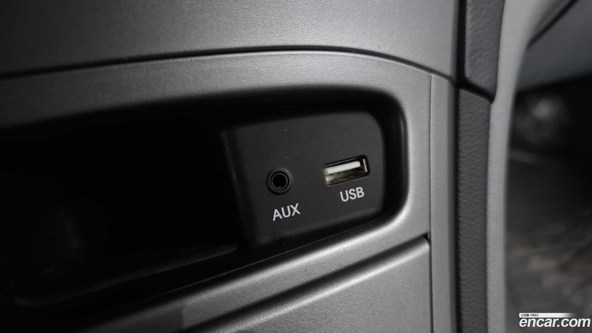 Starex Hyundai 2019.3-OPTION-045