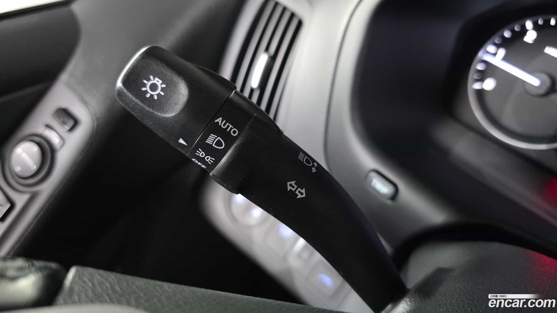 Starex Hyundai 2019.3-OPTION-046