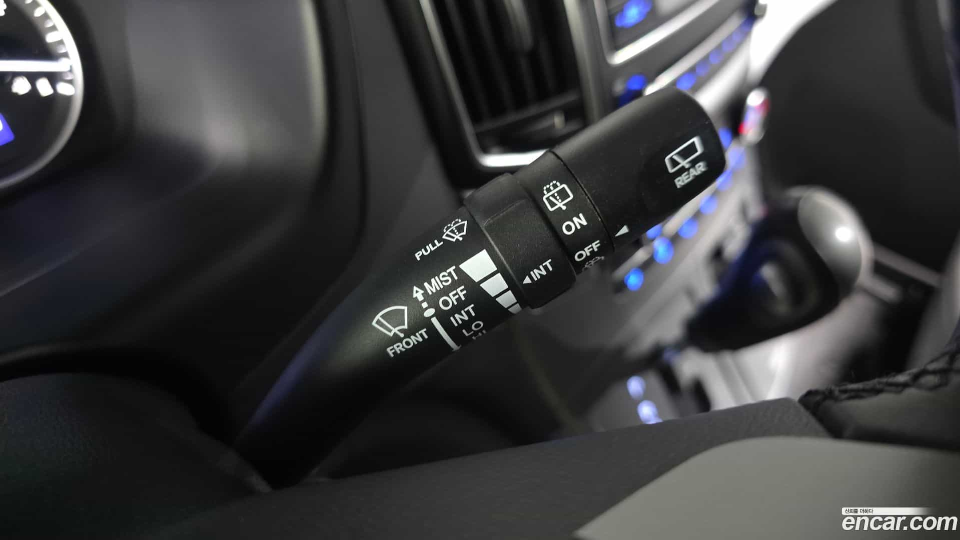 Starex Hyundai 2019.3-OPTION-047
