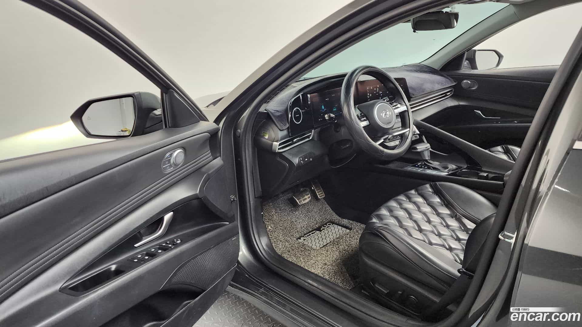 AVANTE Hyundai 2021.0-INNER-010
