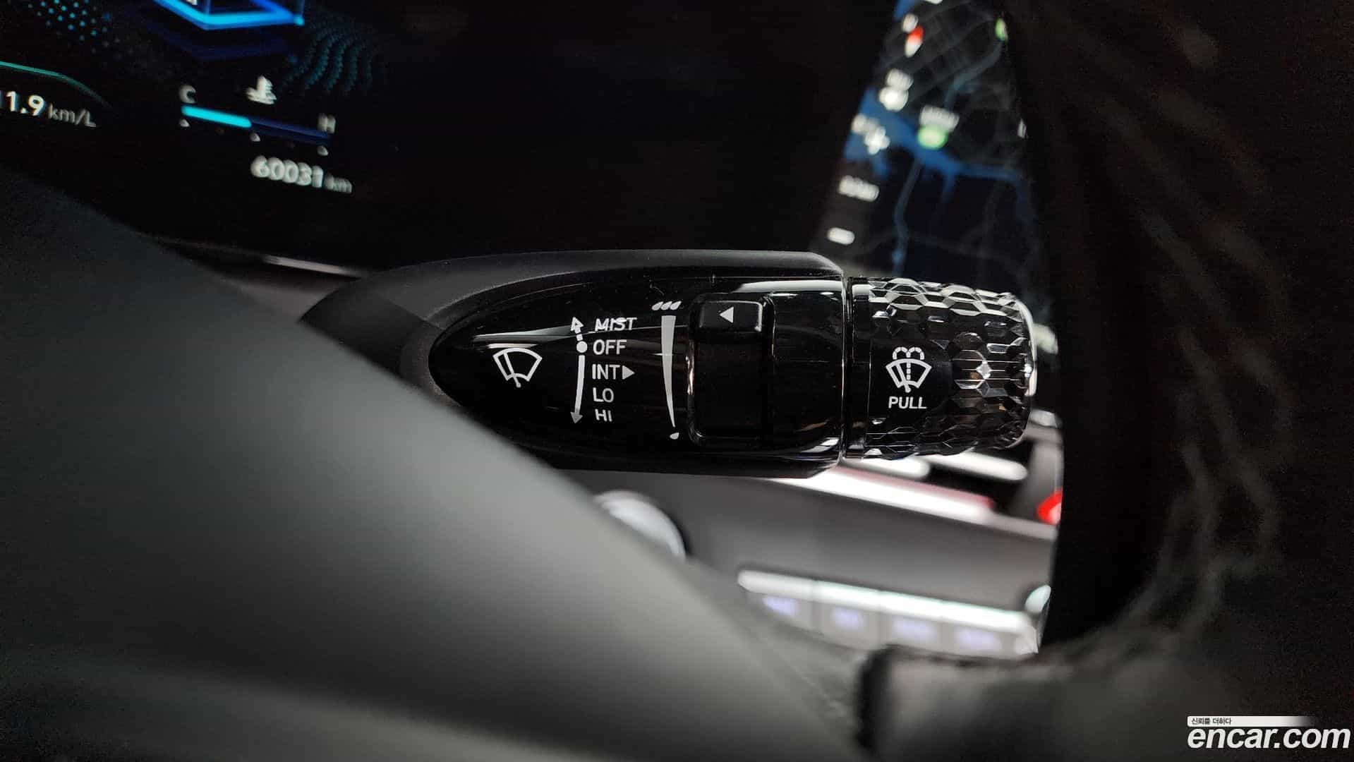 AVANTE Hyundai 2021.0-OPTION-041
