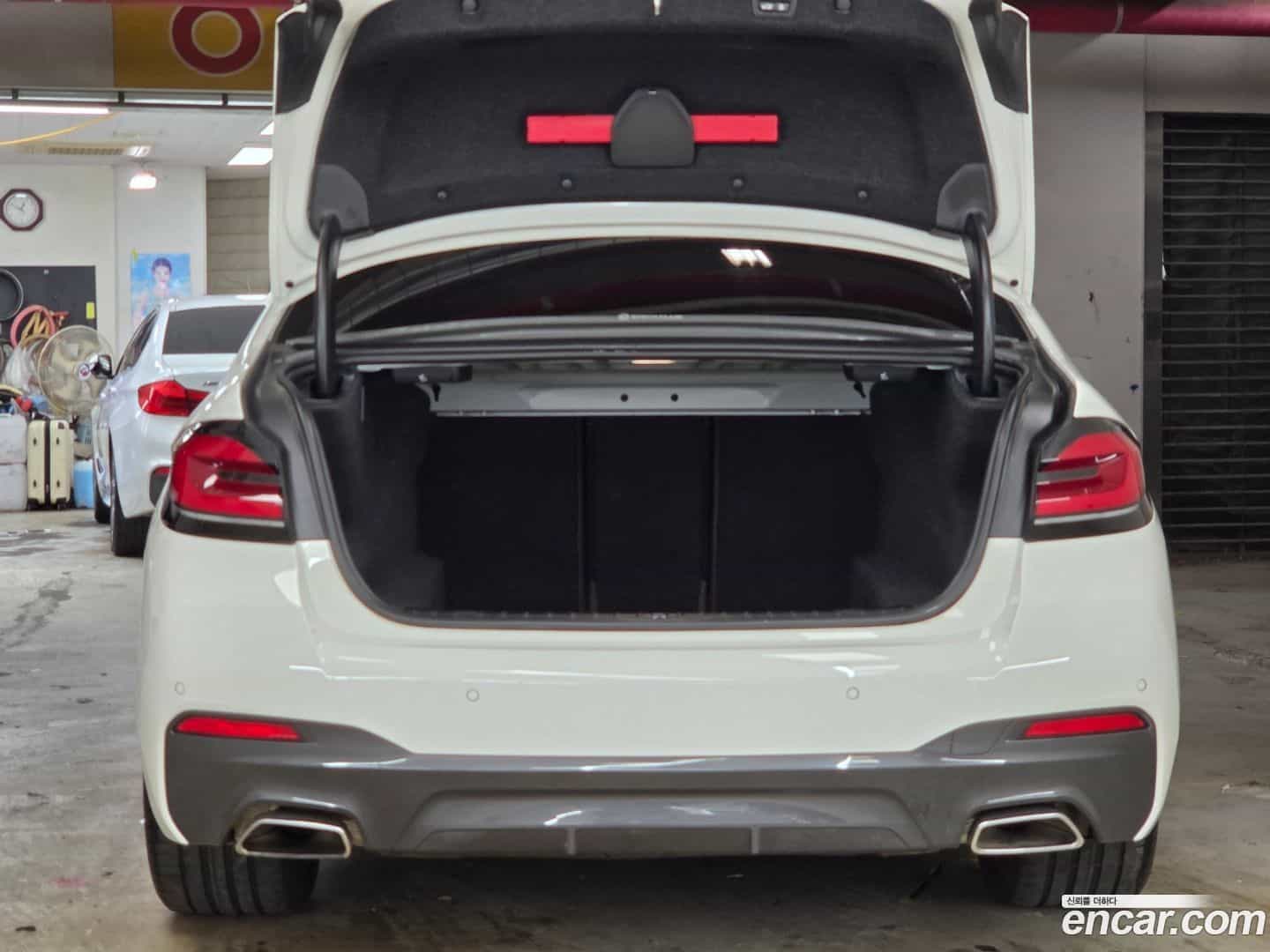 5-Series BMW 2022.10-OPTION-023