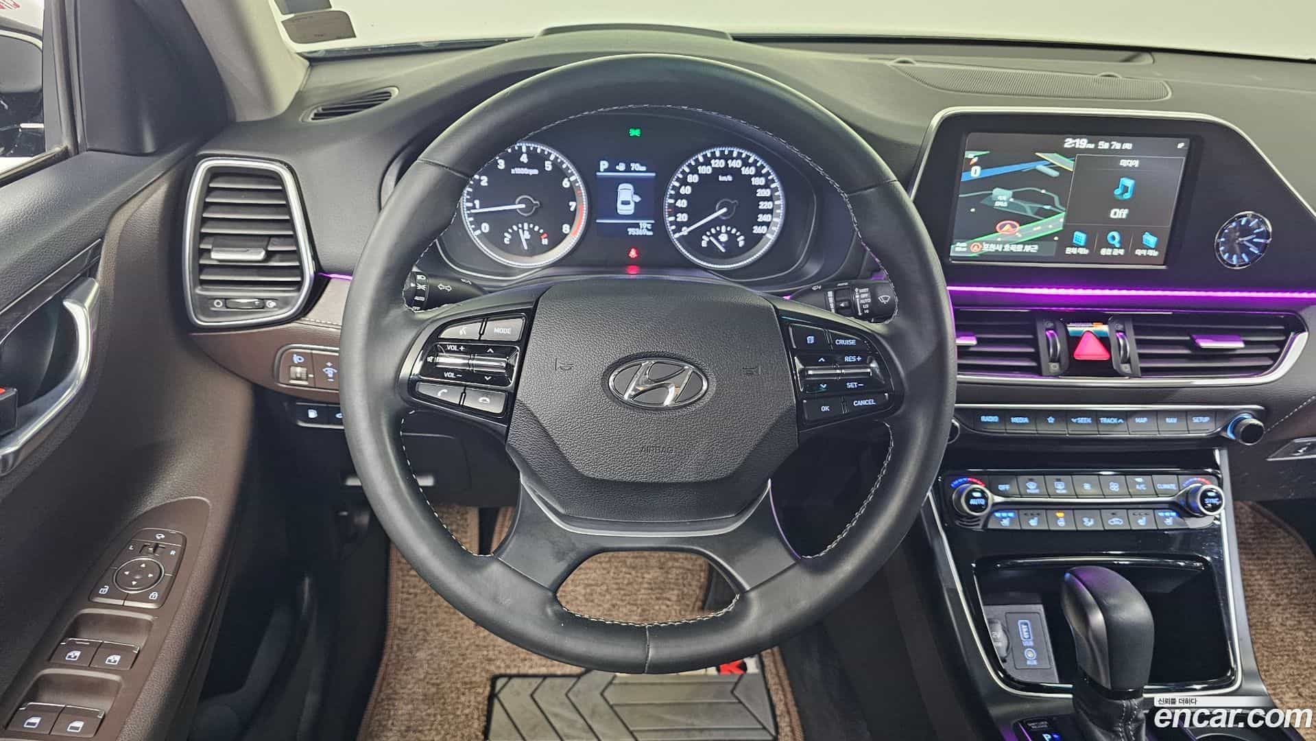 Grandeur Hyundai 2018.11-OPTION-017