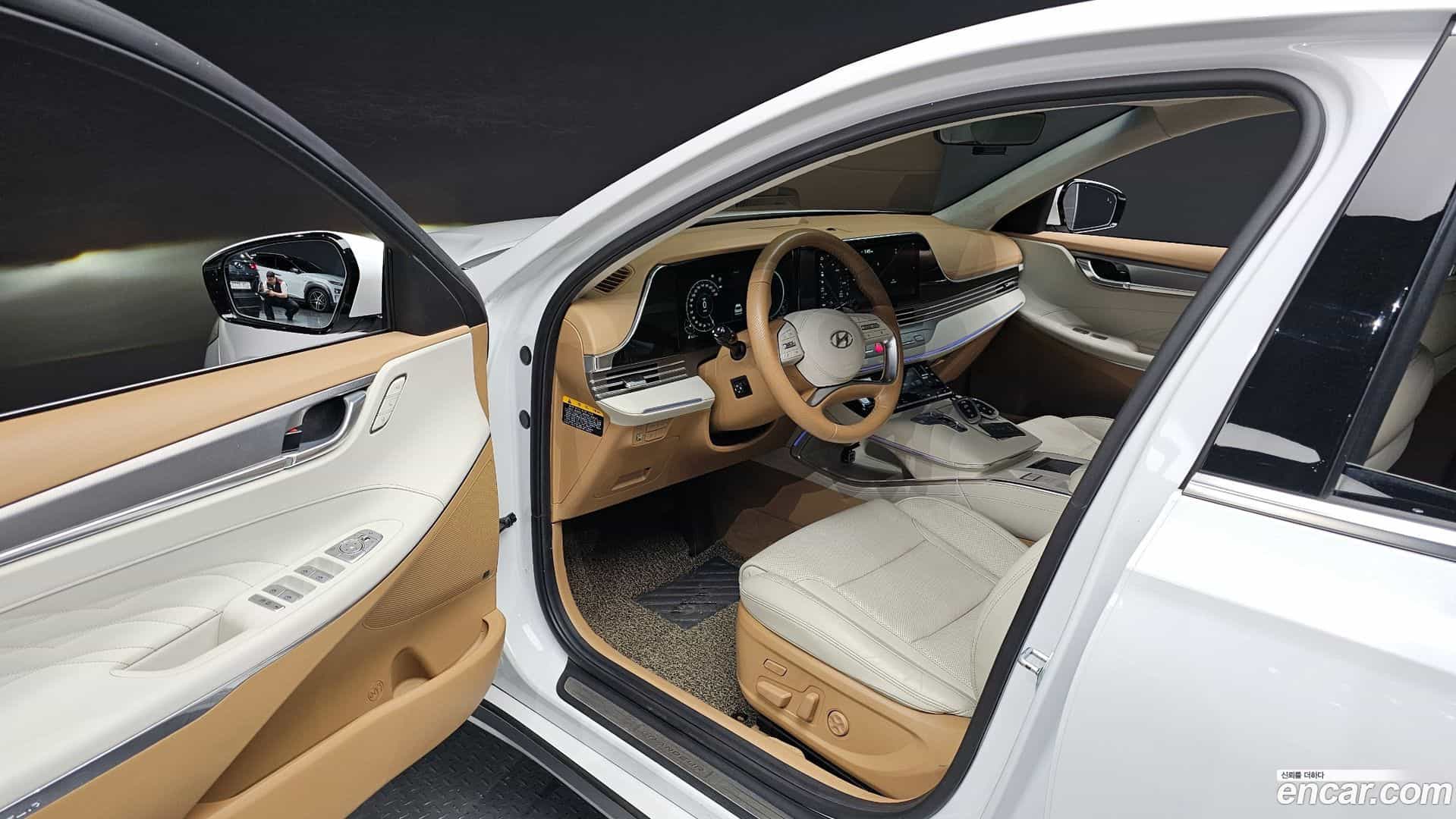 Grandeur Hyundai 2020.5-INNER-010