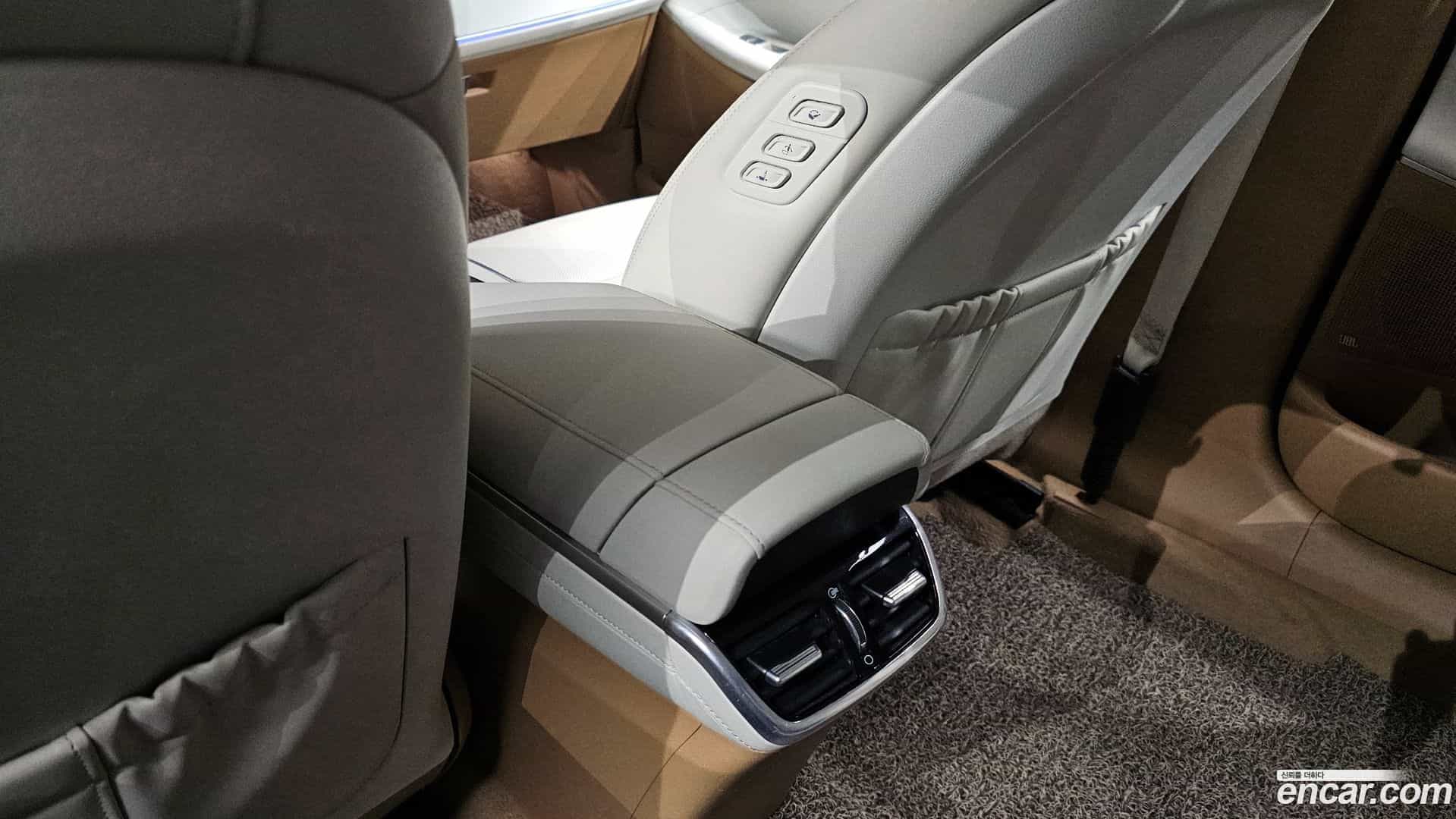 Grandeur Hyundai 2020.5-OPTION-042