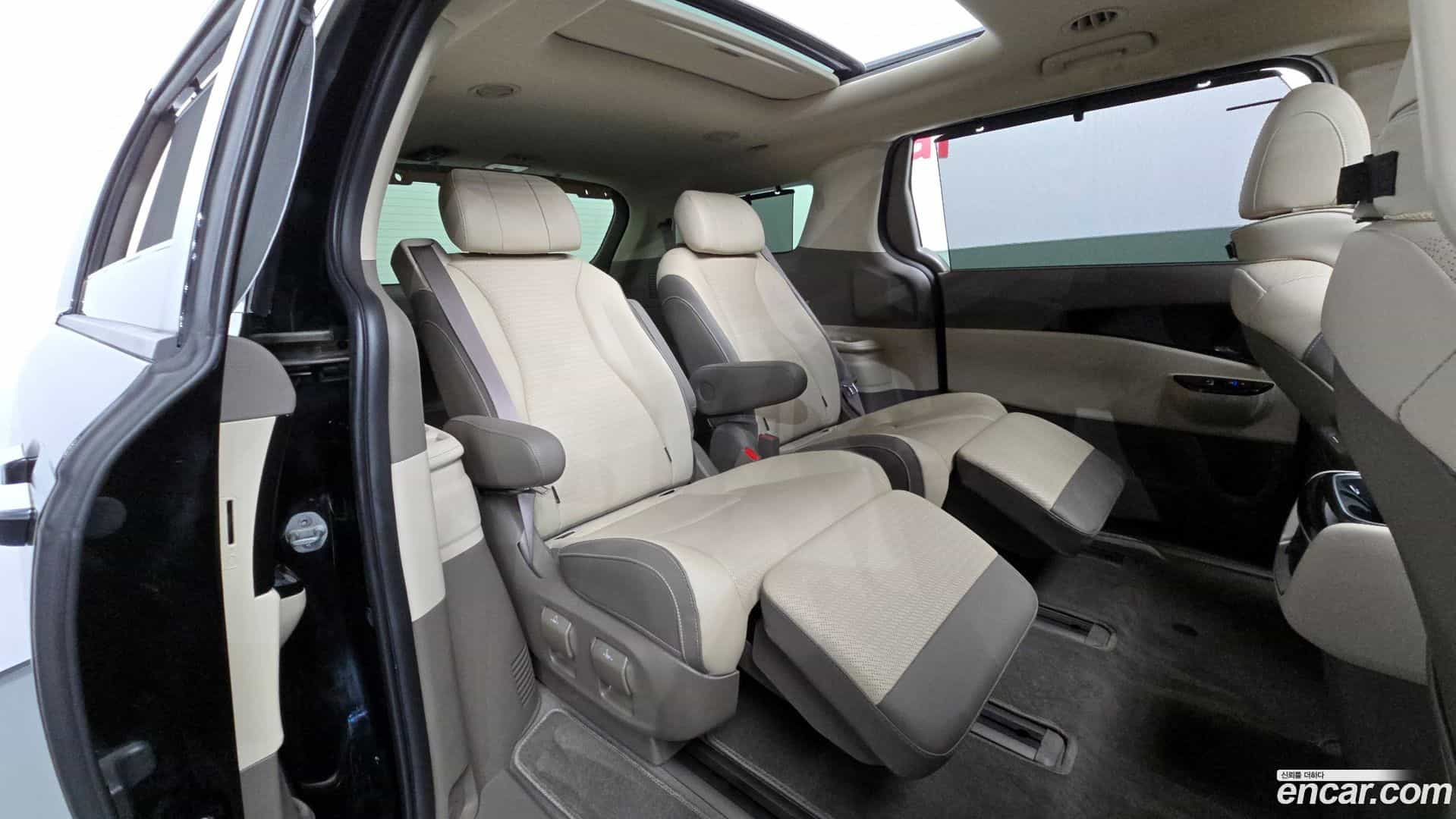 Canival Kia 2023.3-OPTION-015