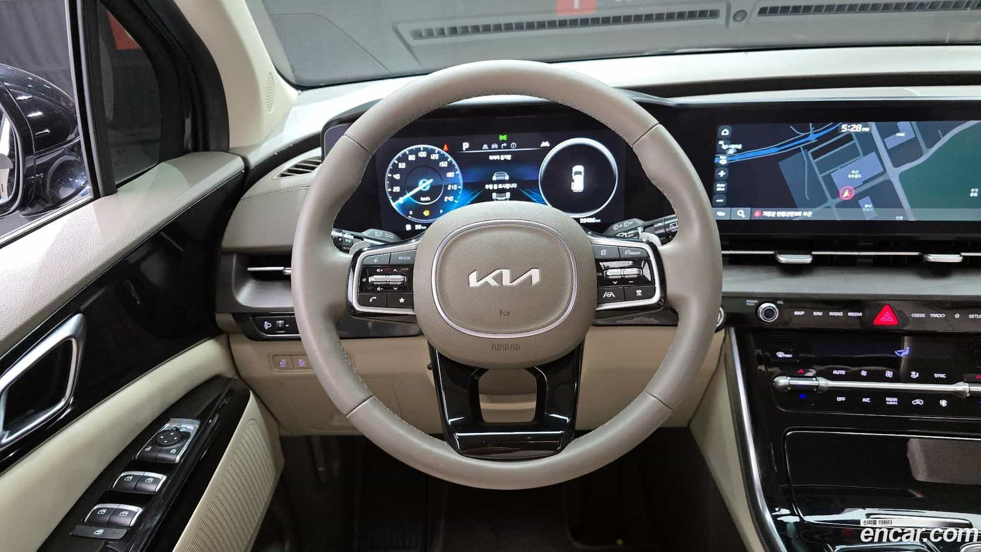 Canival Kia 2023.3-OPTION-017