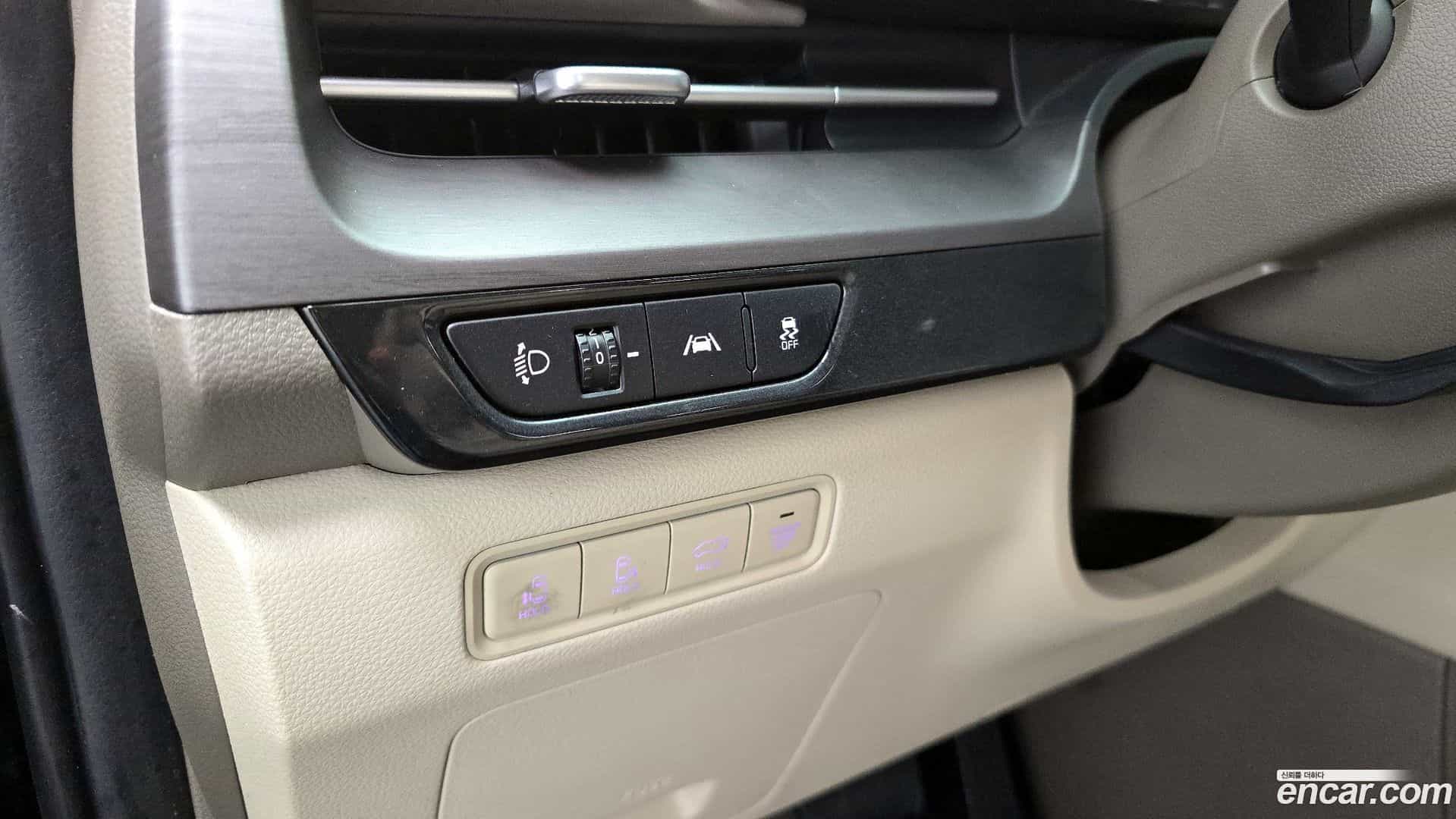 Canival Kia 2023.3-OPTION-022